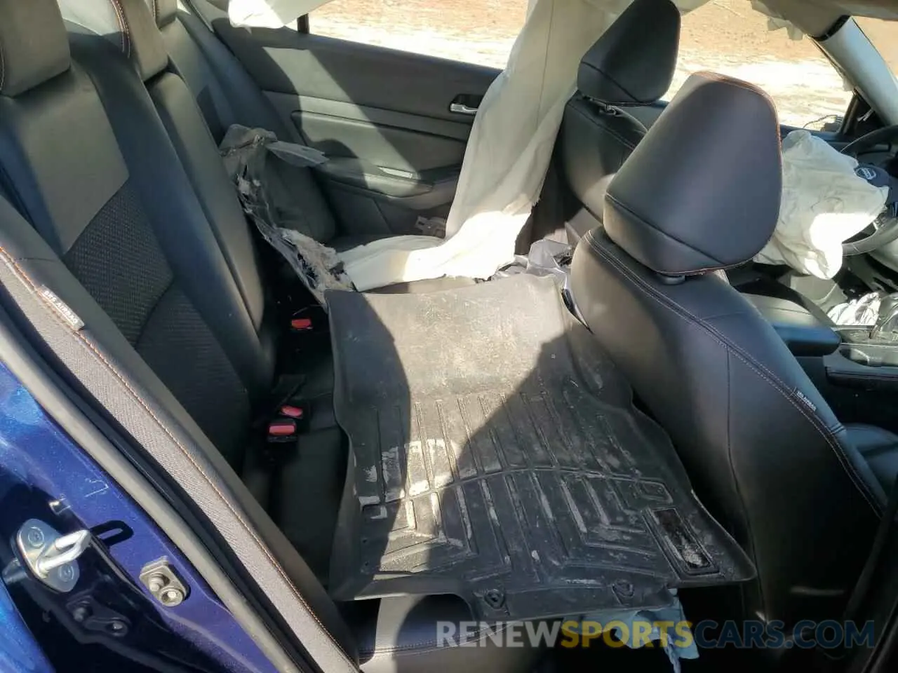 10 Photograph of a damaged car 1N4BL4CV8KC131019 NISSAN ALTIMA 2019
