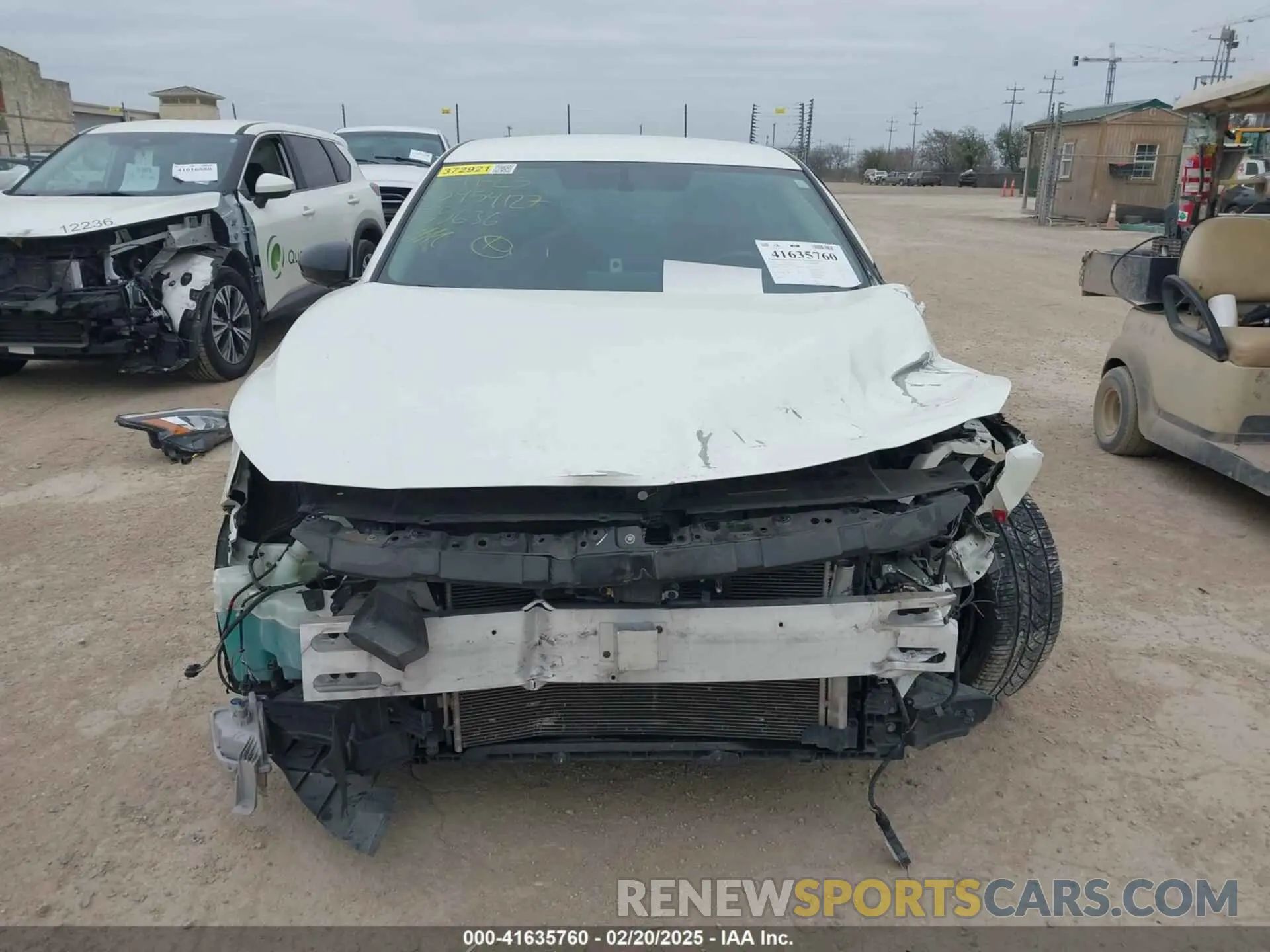 13 Photograph of a damaged car 1N4BL4CV8KC135636 NISSAN ALTIMA 2019