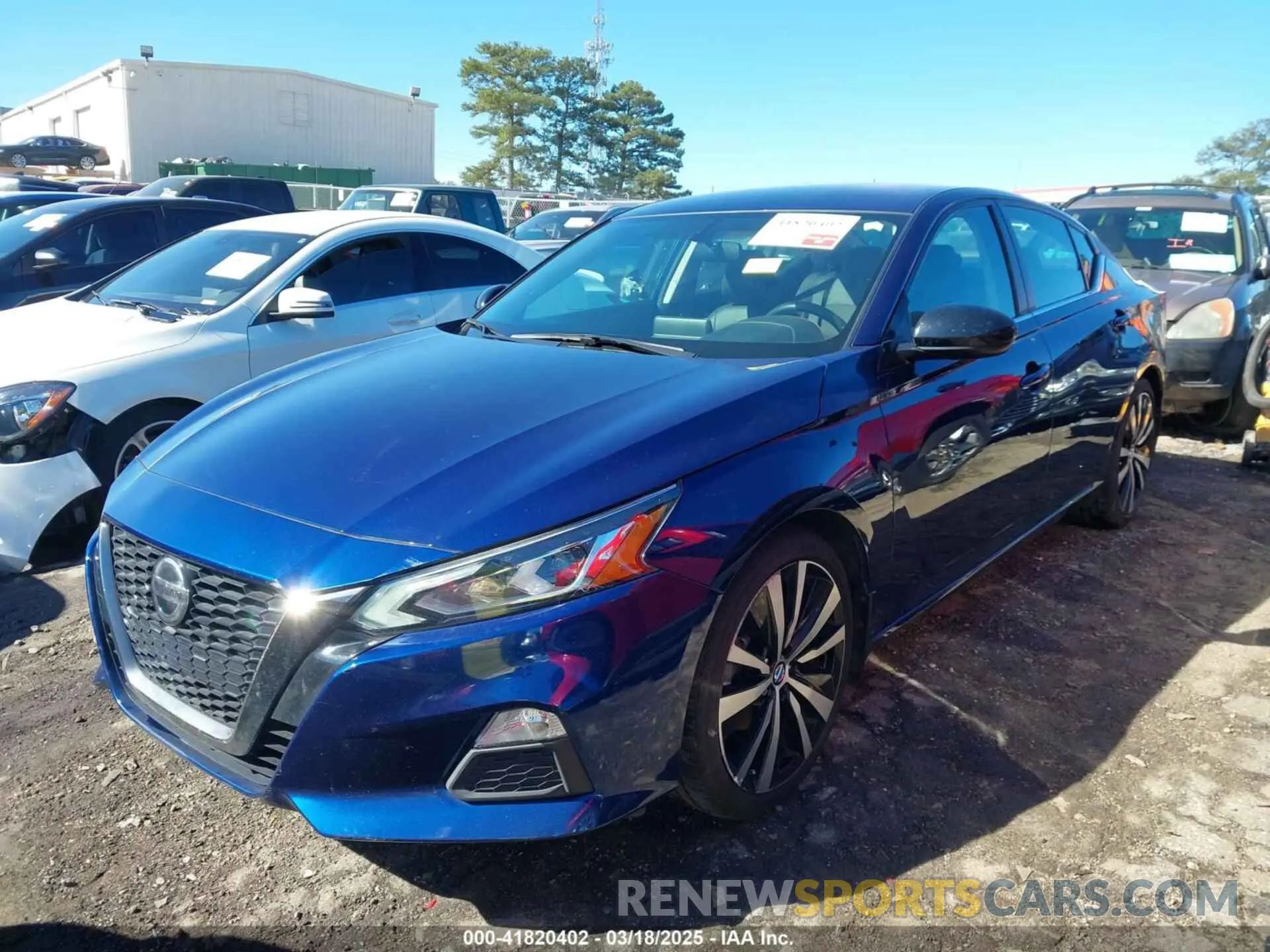 2 Photograph of a damaged car 1N4BL4CV8KC136530 NISSAN ALTIMA 2019
