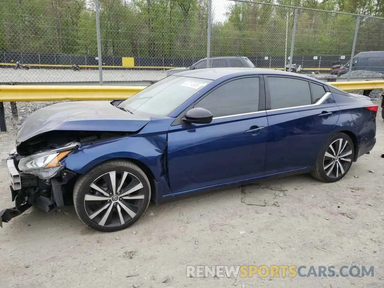 1 Photograph of a damaged car 1N4BL4CV8KC155837 NISSAN ALTIMA 2019