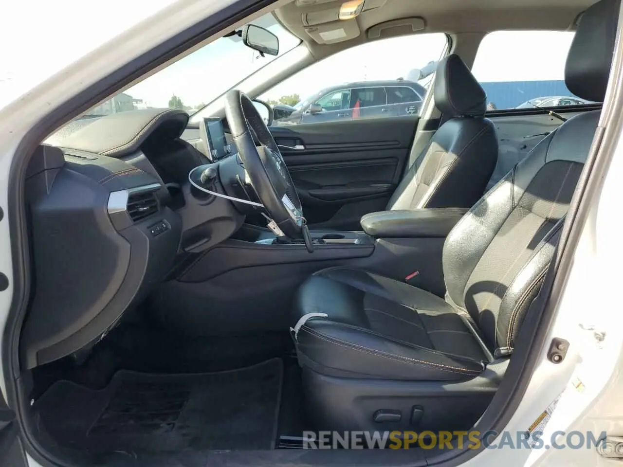 7 Photograph of a damaged car 1N4BL4CV8KC166076 NISSAN ALTIMA 2019