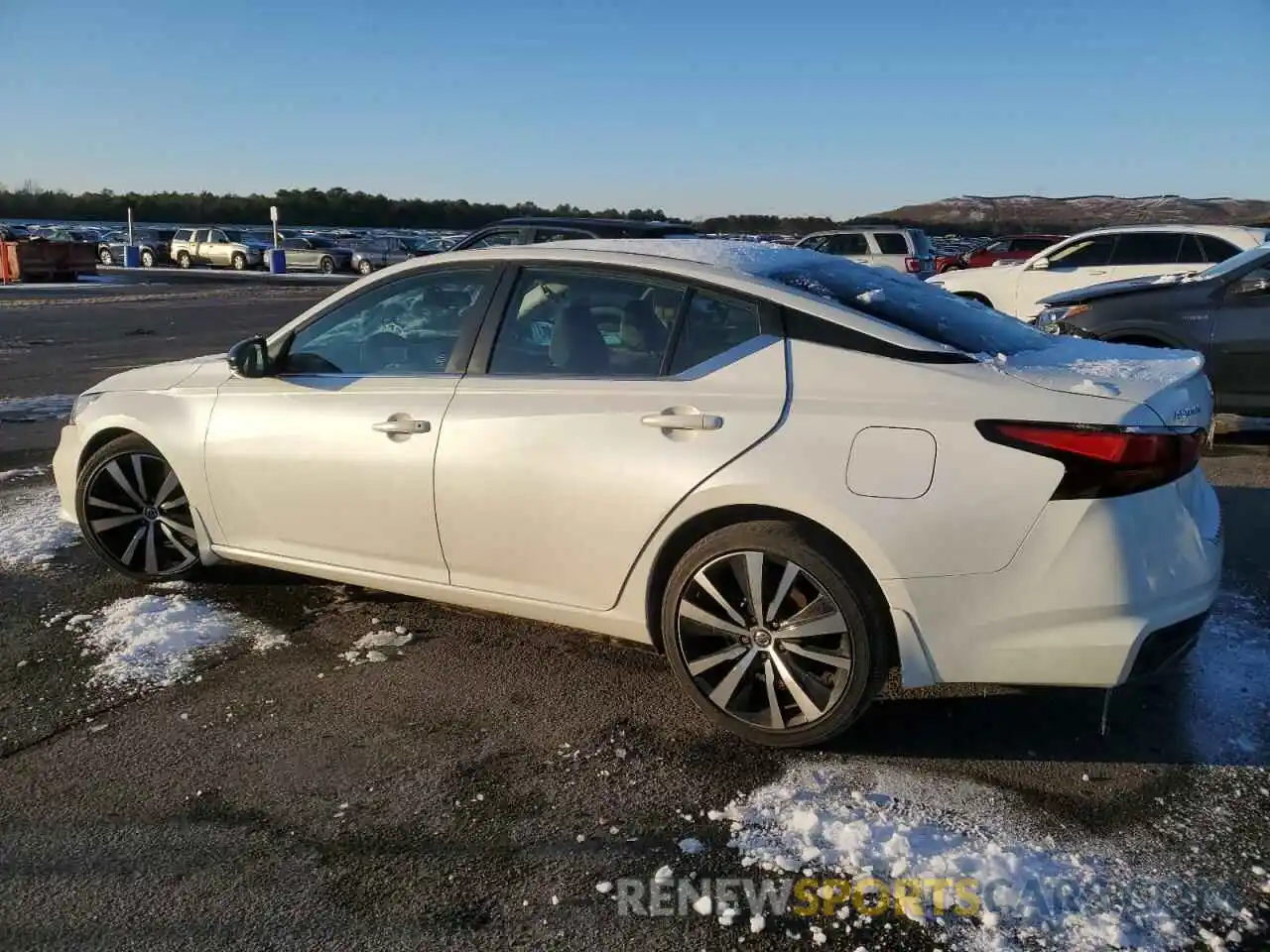 2 Photograph of a damaged car 1N4BL4CV8KC182844 NISSAN ALTIMA 2019