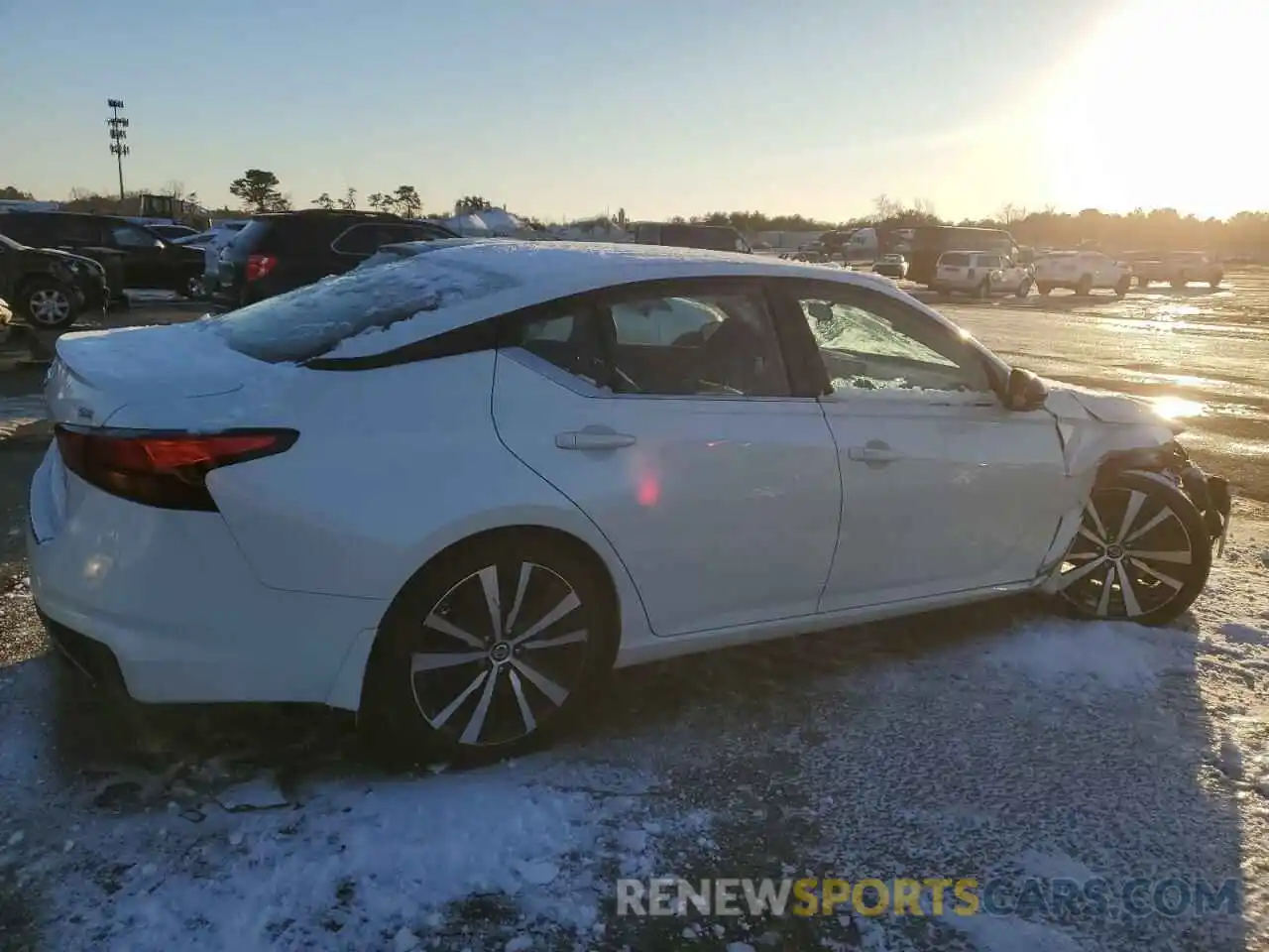 3 Photograph of a damaged car 1N4BL4CV8KC182844 NISSAN ALTIMA 2019