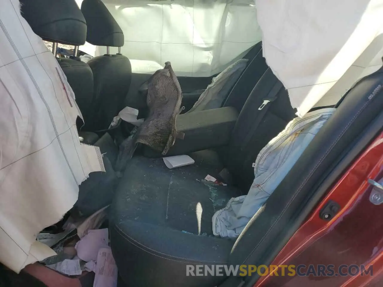 10 Photograph of a damaged car 1N4BL4CV8KC196002 NISSAN ALTIMA 2019
