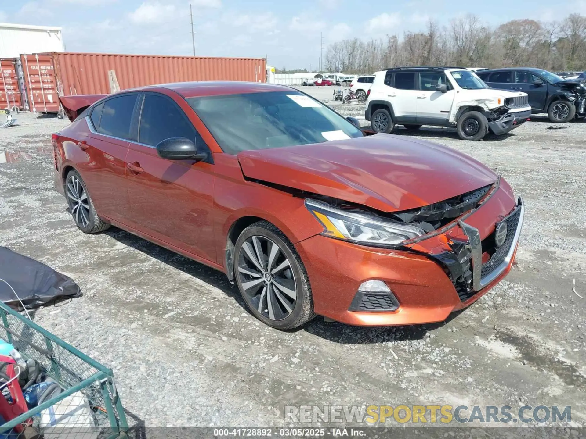 1 Photograph of a damaged car 1N4BL4CV8KC201828 NISSAN ALTIMA 2019