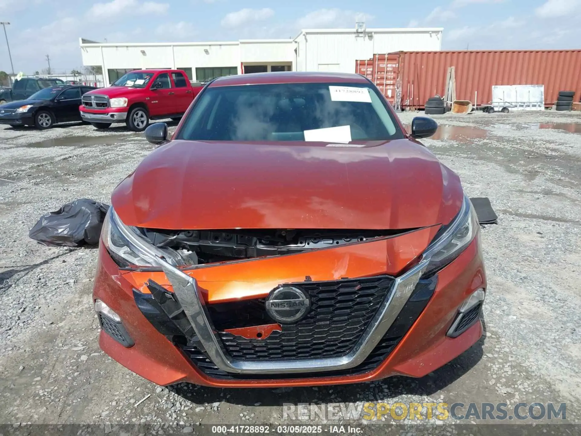 12 Photograph of a damaged car 1N4BL4CV8KC201828 NISSAN ALTIMA 2019
