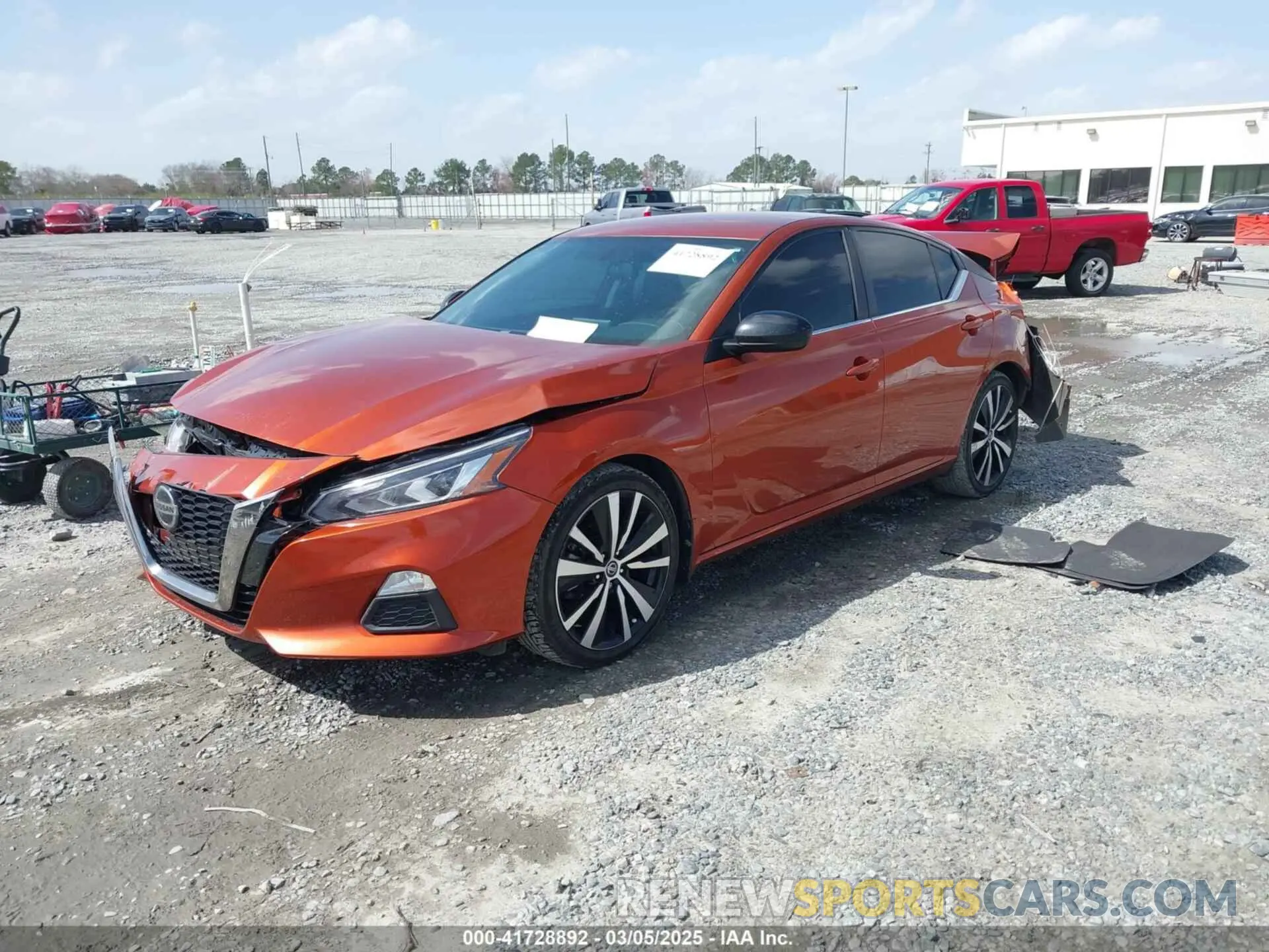 2 Photograph of a damaged car 1N4BL4CV8KC201828 NISSAN ALTIMA 2019