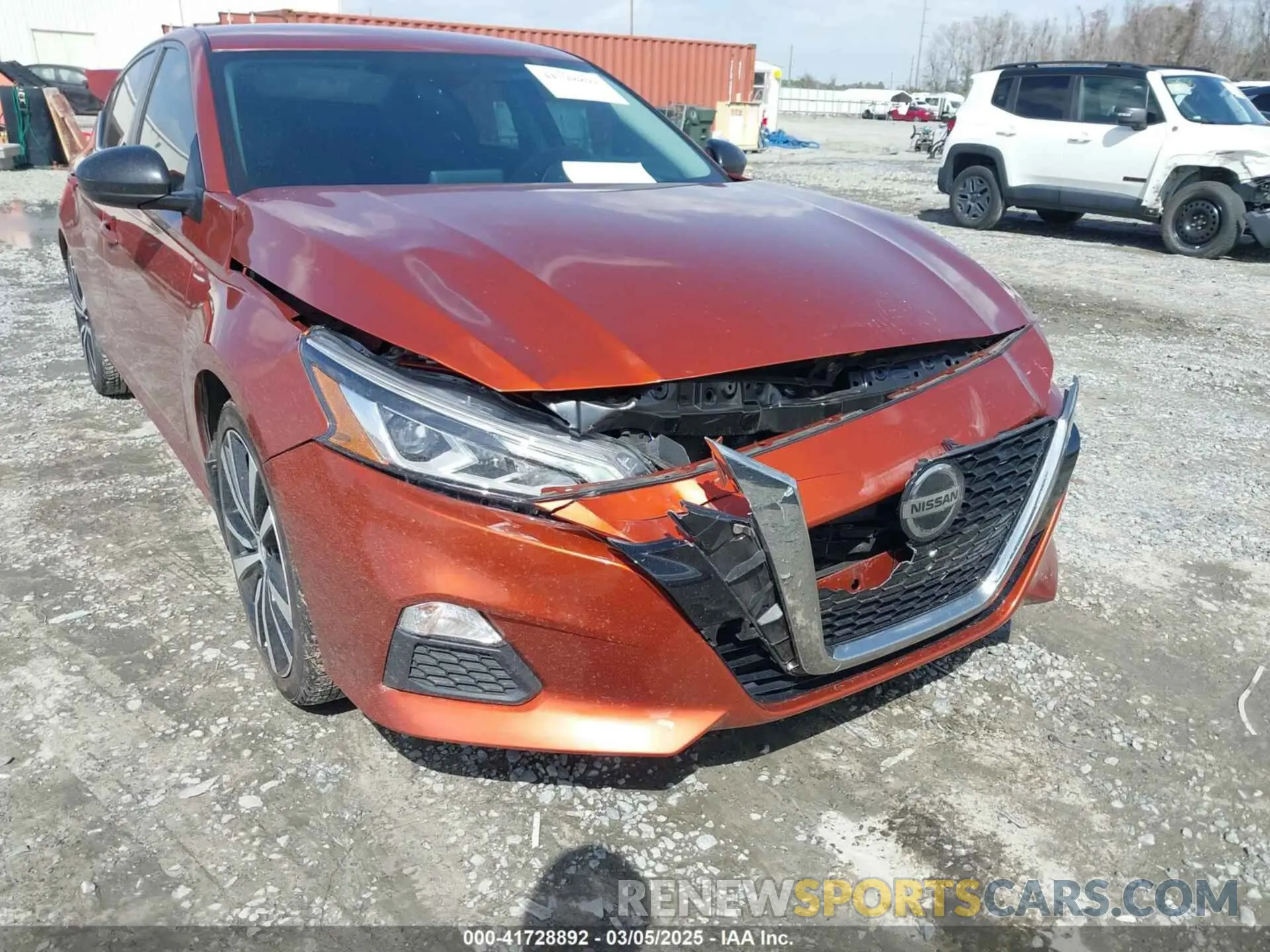 6 Photograph of a damaged car 1N4BL4CV8KC201828 NISSAN ALTIMA 2019