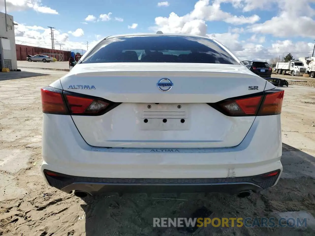 6 Photograph of a damaged car 1N4BL4CV8KC211744 NISSAN ALTIMA 2019