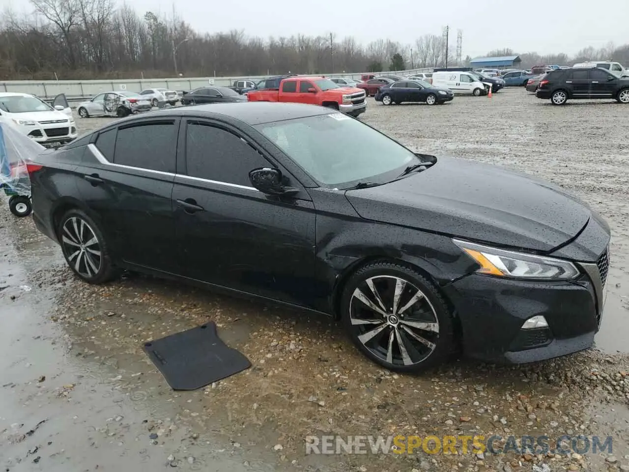 4 Photograph of a damaged car 1N4BL4CV8KN312481 NISSAN ALTIMA 2019