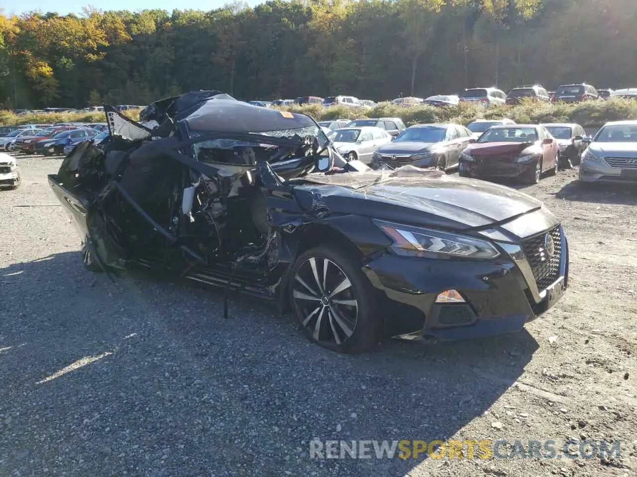 4 Photograph of a damaged car 1N4BL4CV9KC107814 NISSAN ALTIMA 2019