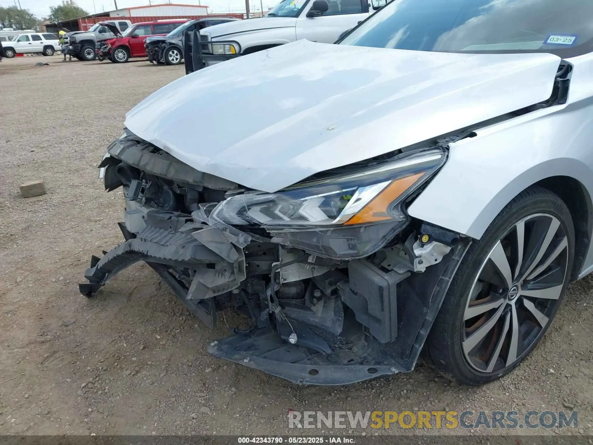 6 Photograph of a damaged car 1N4BL4CV9KC129067 NISSAN ALTIMA 2019