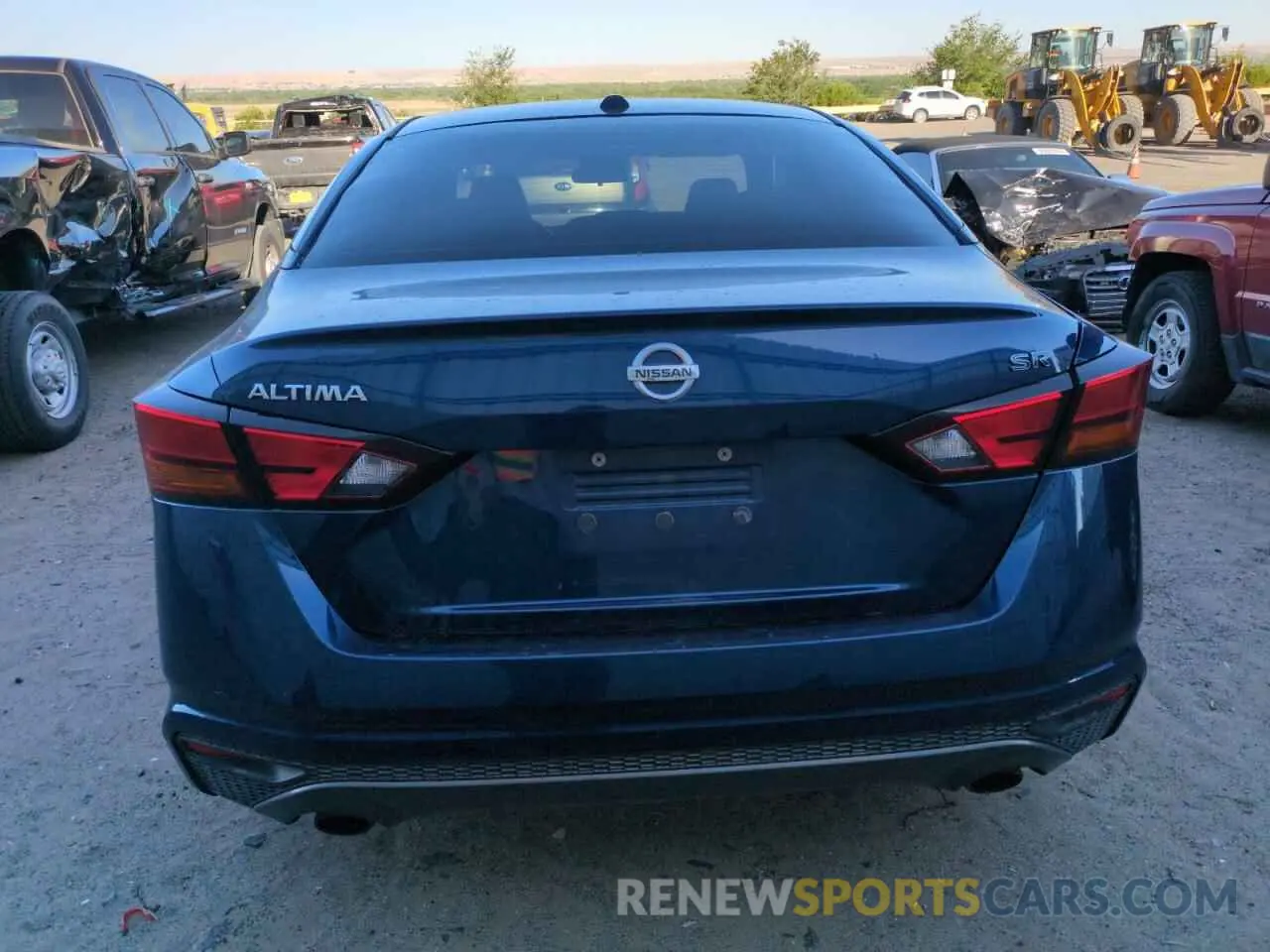 6 Photograph of a damaged car 1N4BL4CV9KC183467 NISSAN ALTIMA 2019