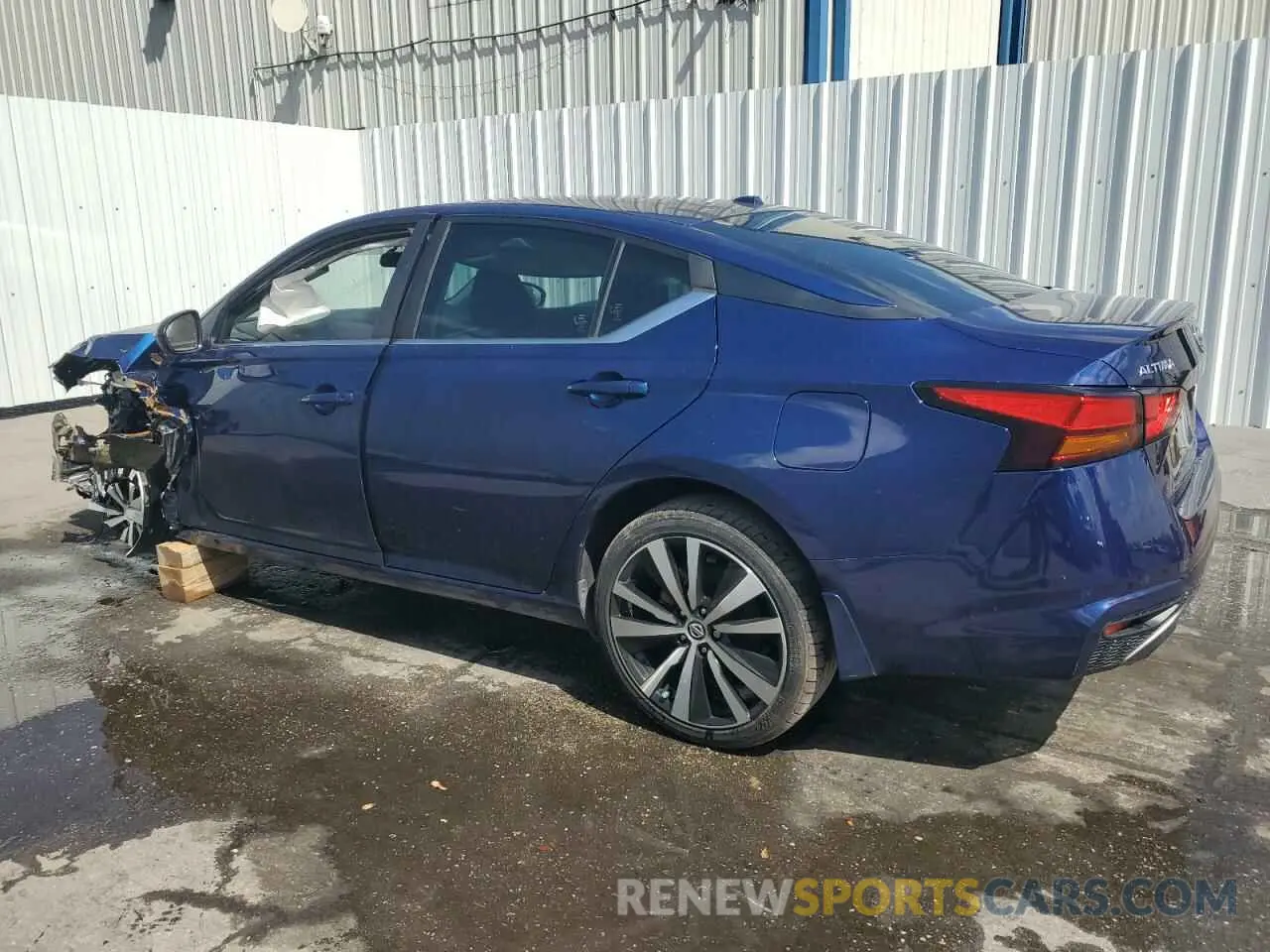 2 Photograph of a damaged car 1N4BL4CV9KC207699 NISSAN ALTIMA 2019