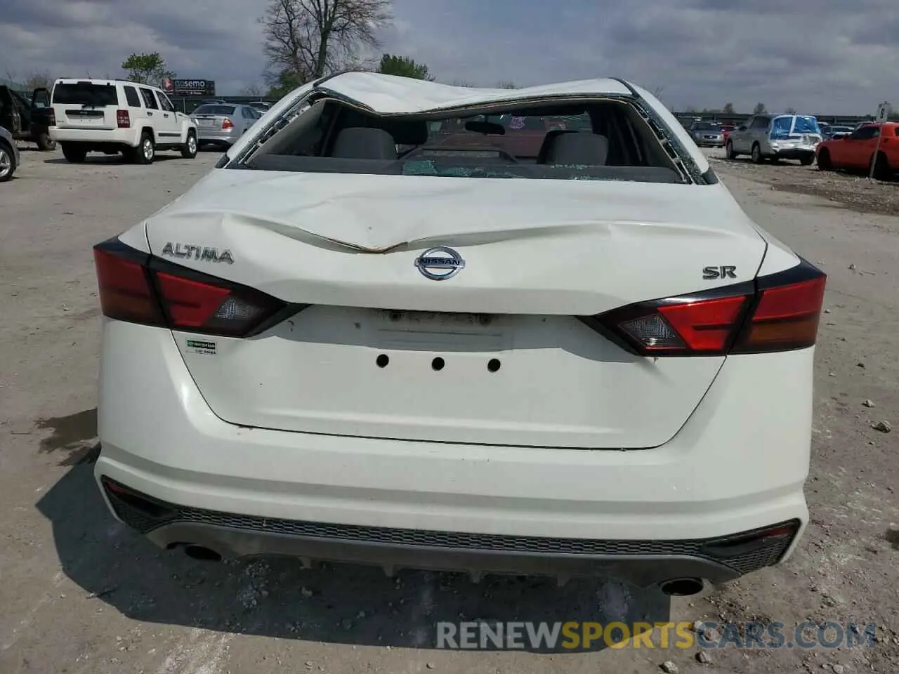 6 Photograph of a damaged car 1N4BL4CV9KC250388 NISSAN ALTIMA 2019