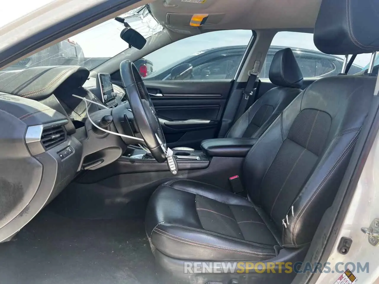 7 Photograph of a damaged car 1N4BL4CV9KC250388 NISSAN ALTIMA 2019