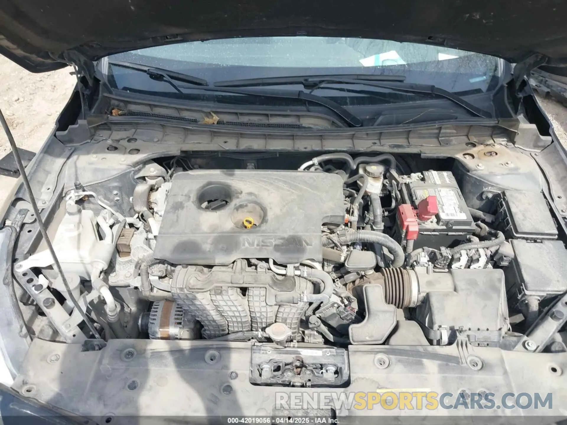 10 Photograph of a damaged car 1N4BL4CV9KC259978 NISSAN ALTIMA 2019