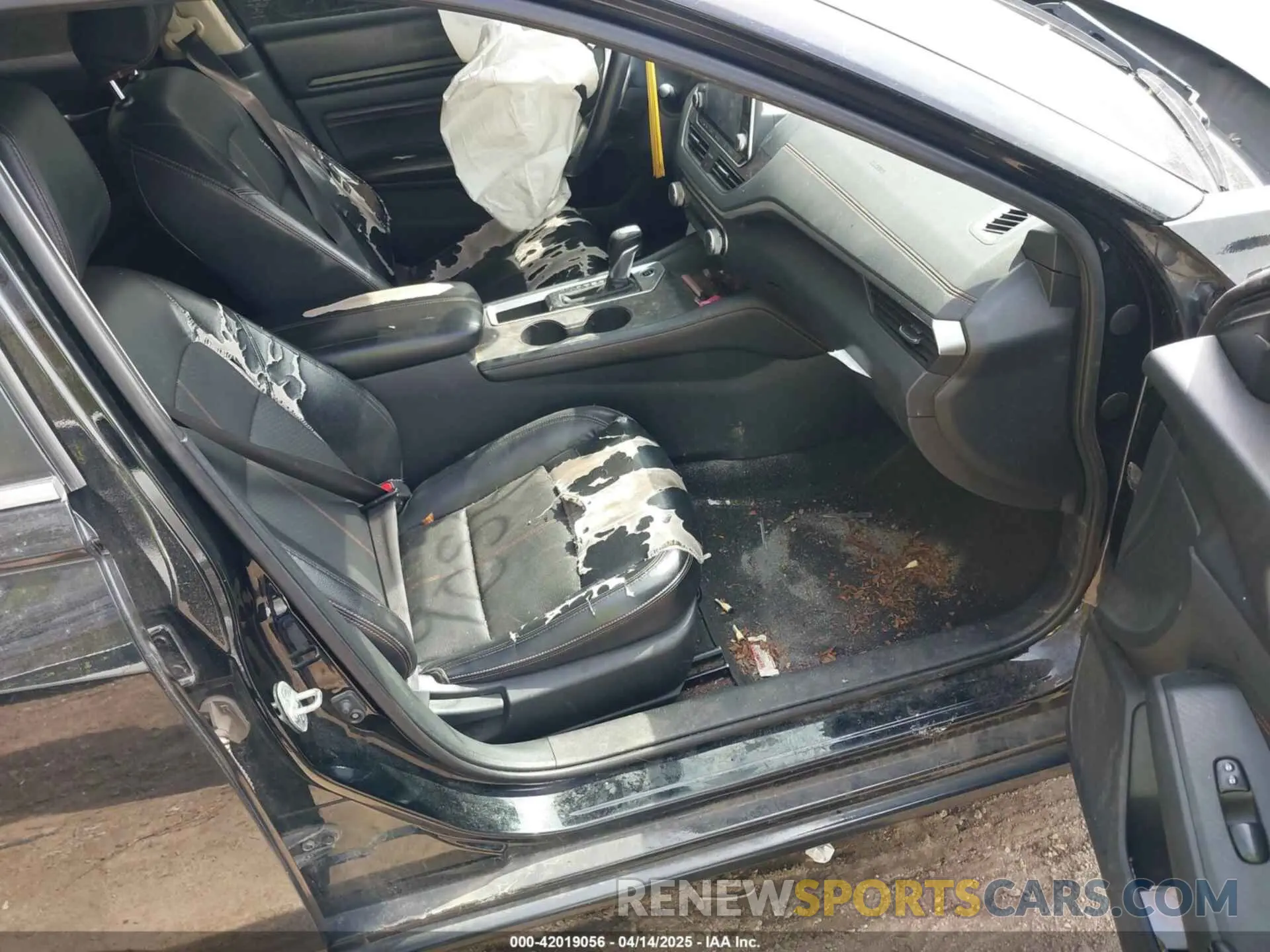 5 Photograph of a damaged car 1N4BL4CV9KC259978 NISSAN ALTIMA 2019