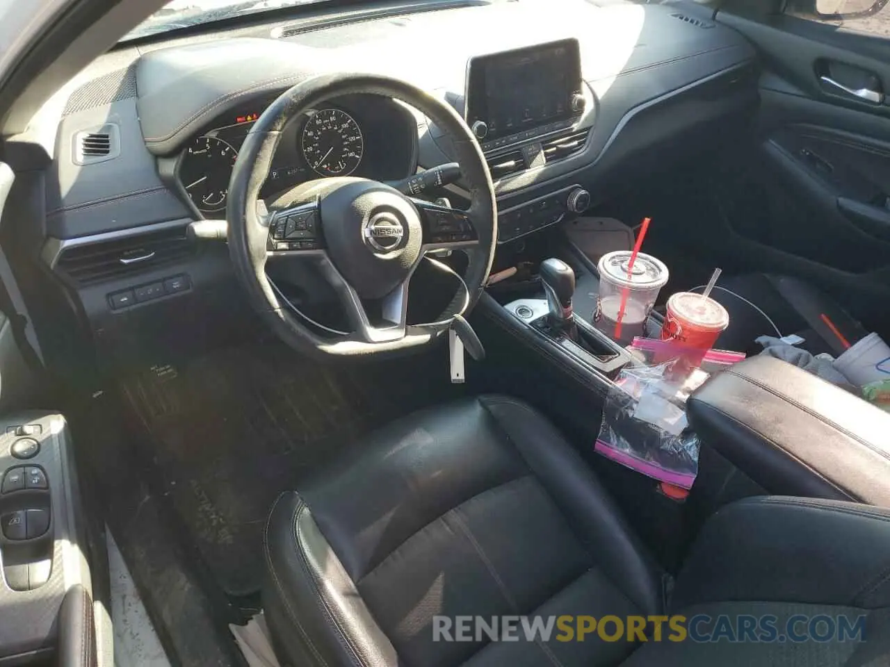 8 Photograph of a damaged car 1N4BL4CV9KN315292 NISSAN ALTIMA 2019