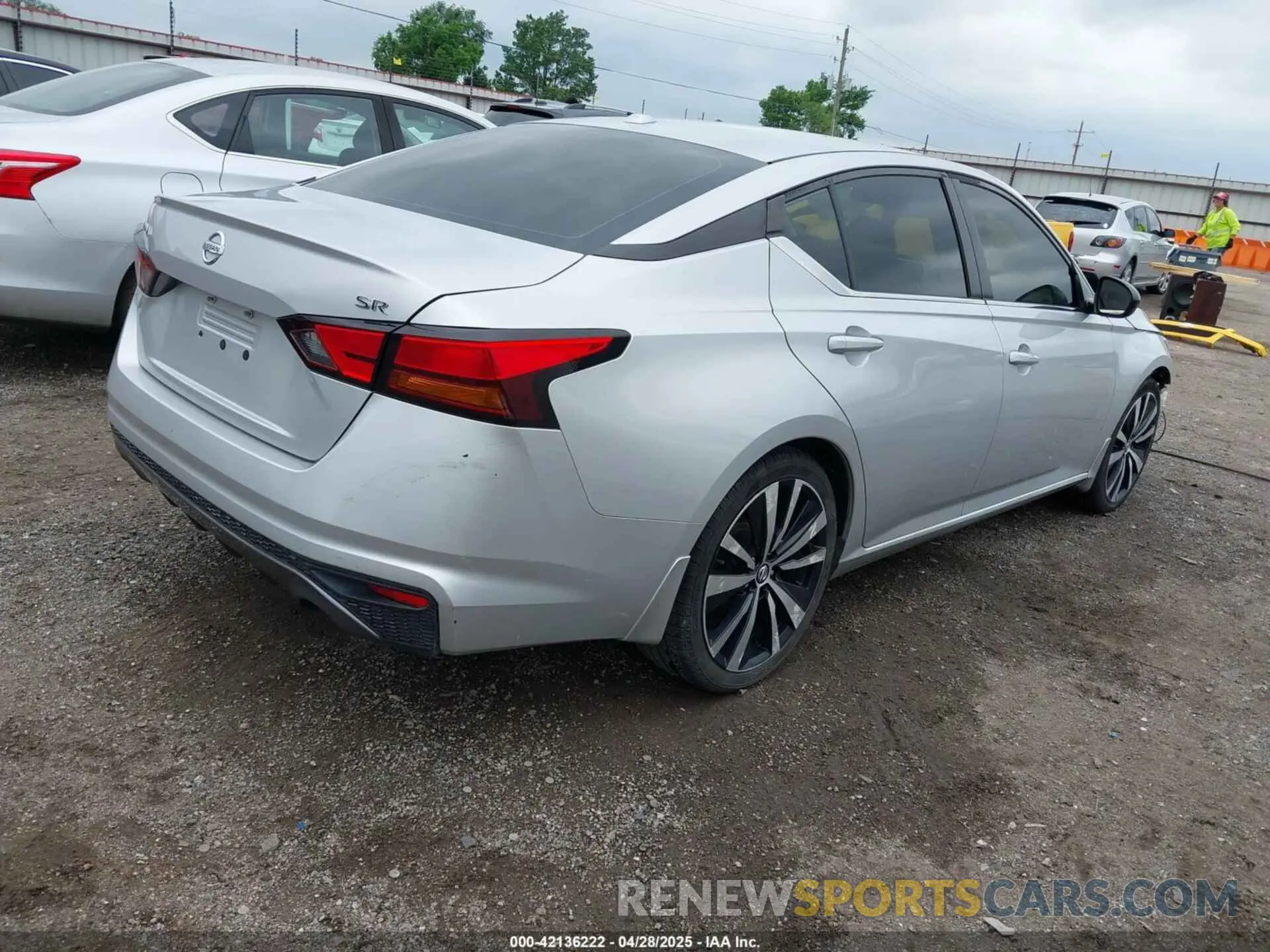 4 Photograph of a damaged car 1N4BL4CVXKC104002 NISSAN ALTIMA 2019