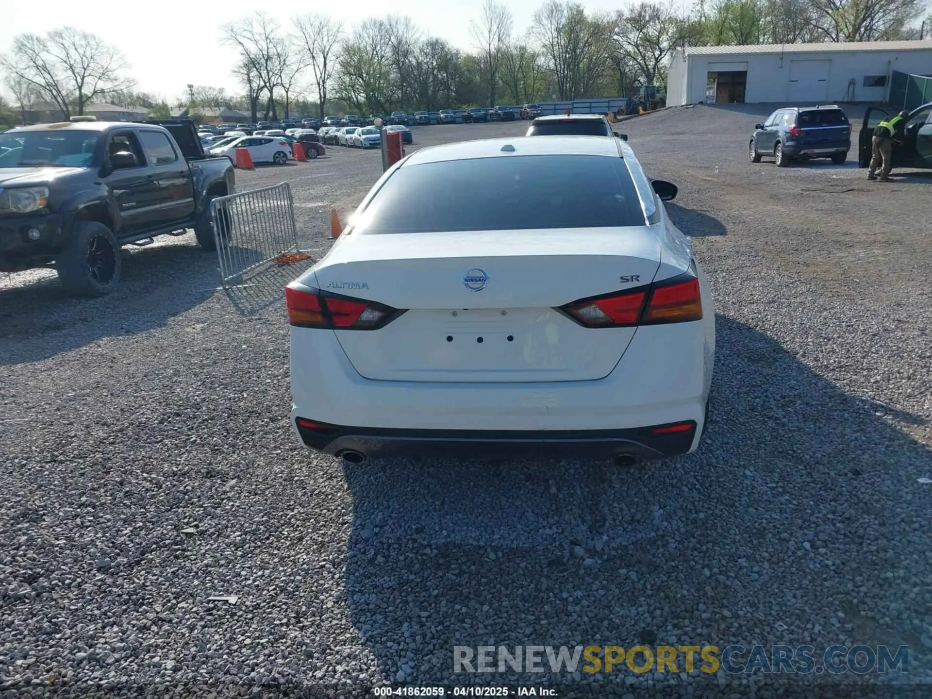 16 Photograph of a damaged car 1N4BL4CVXKC109359 NISSAN ALTIMA 2019