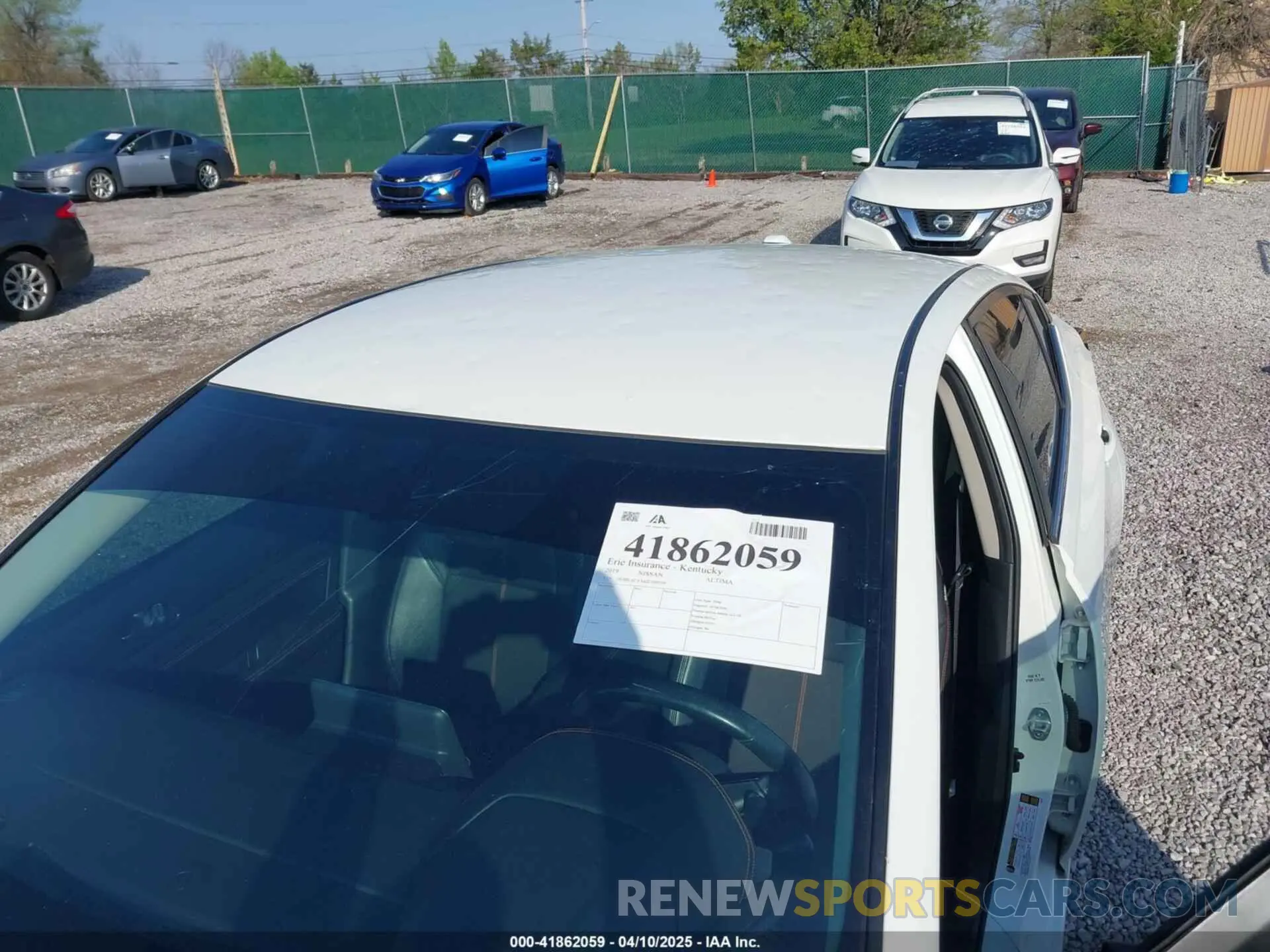 17 Photograph of a damaged car 1N4BL4CVXKC109359 NISSAN ALTIMA 2019