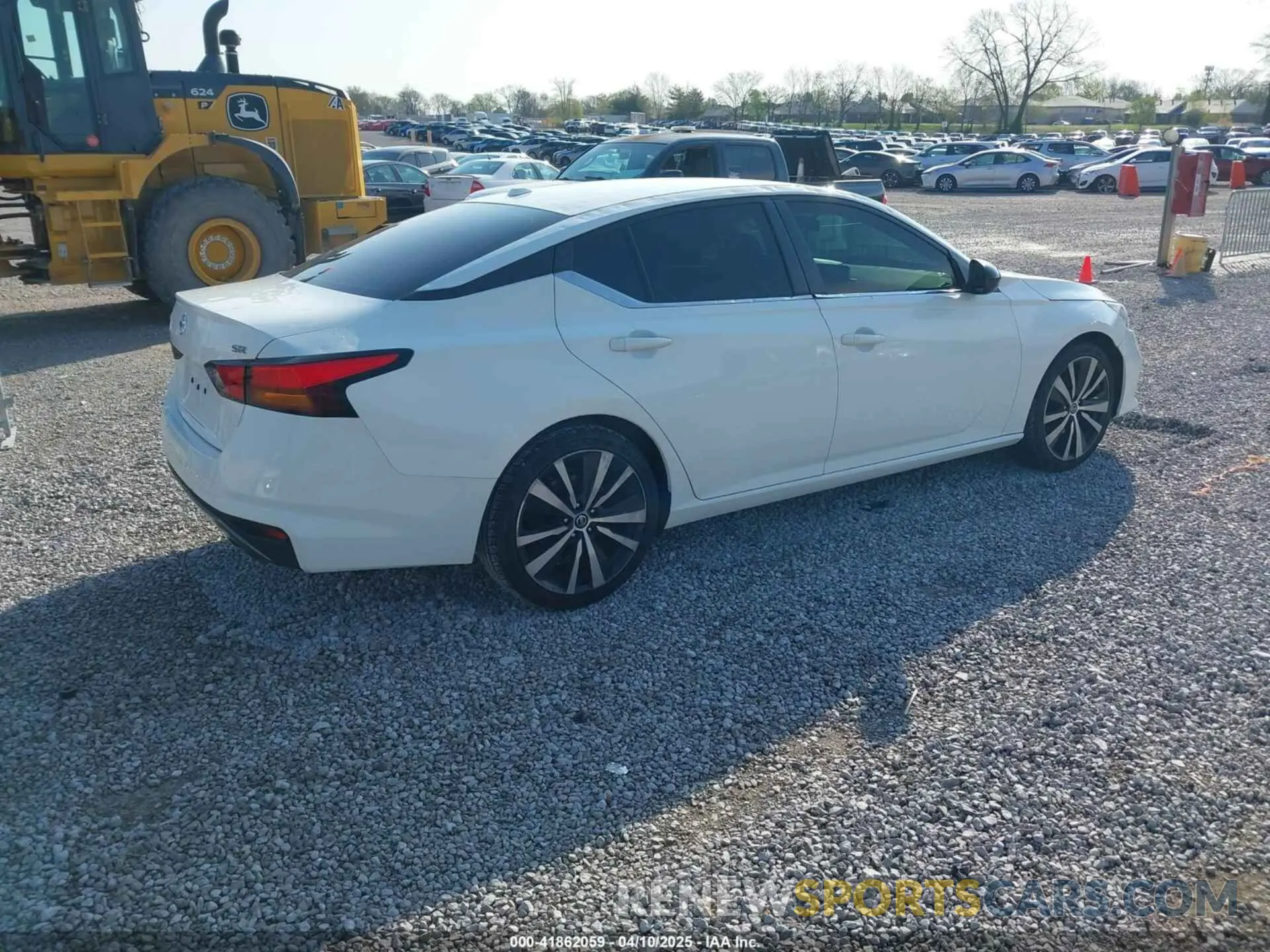 4 Photograph of a damaged car 1N4BL4CVXKC109359 NISSAN ALTIMA 2019