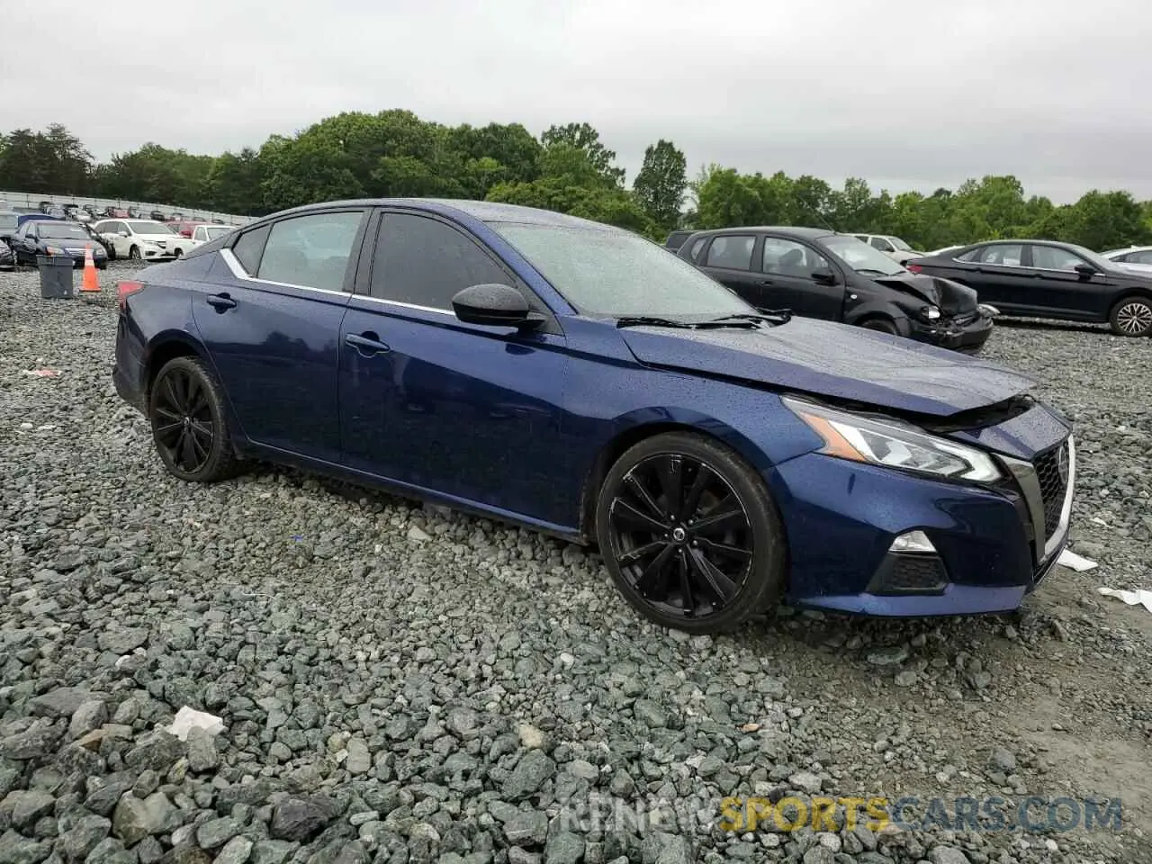 4 Photograph of a damaged car 1N4BL4CVXKC110379 NISSAN ALTIMA 2019