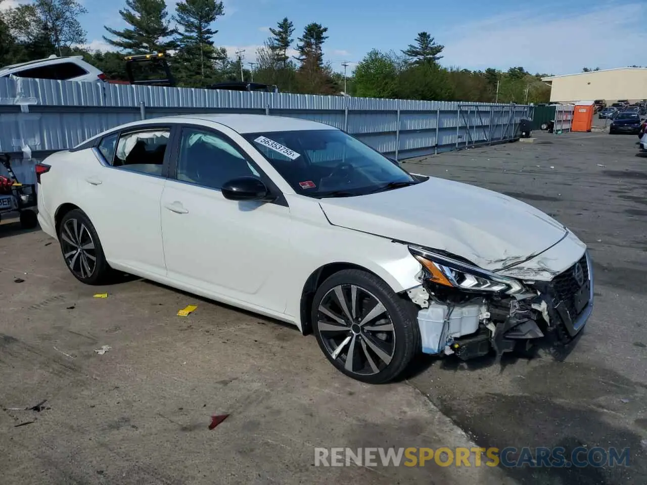 4 Photograph of a damaged car 1N4BL4CVXKC166063 NISSAN ALTIMA 2019