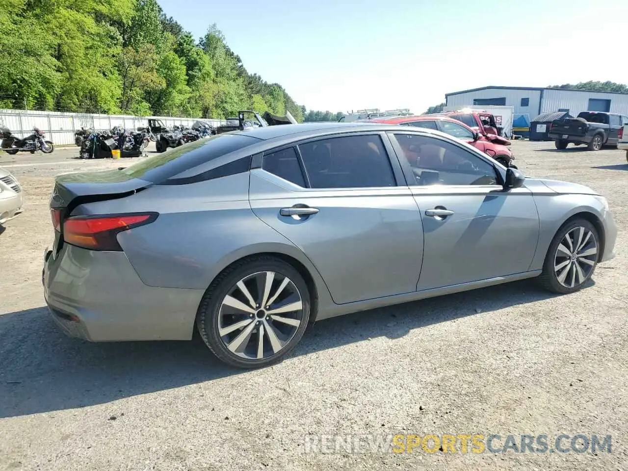 3 Photograph of a damaged car 1N4BL4CVXKC174678 NISSAN ALTIMA 2019