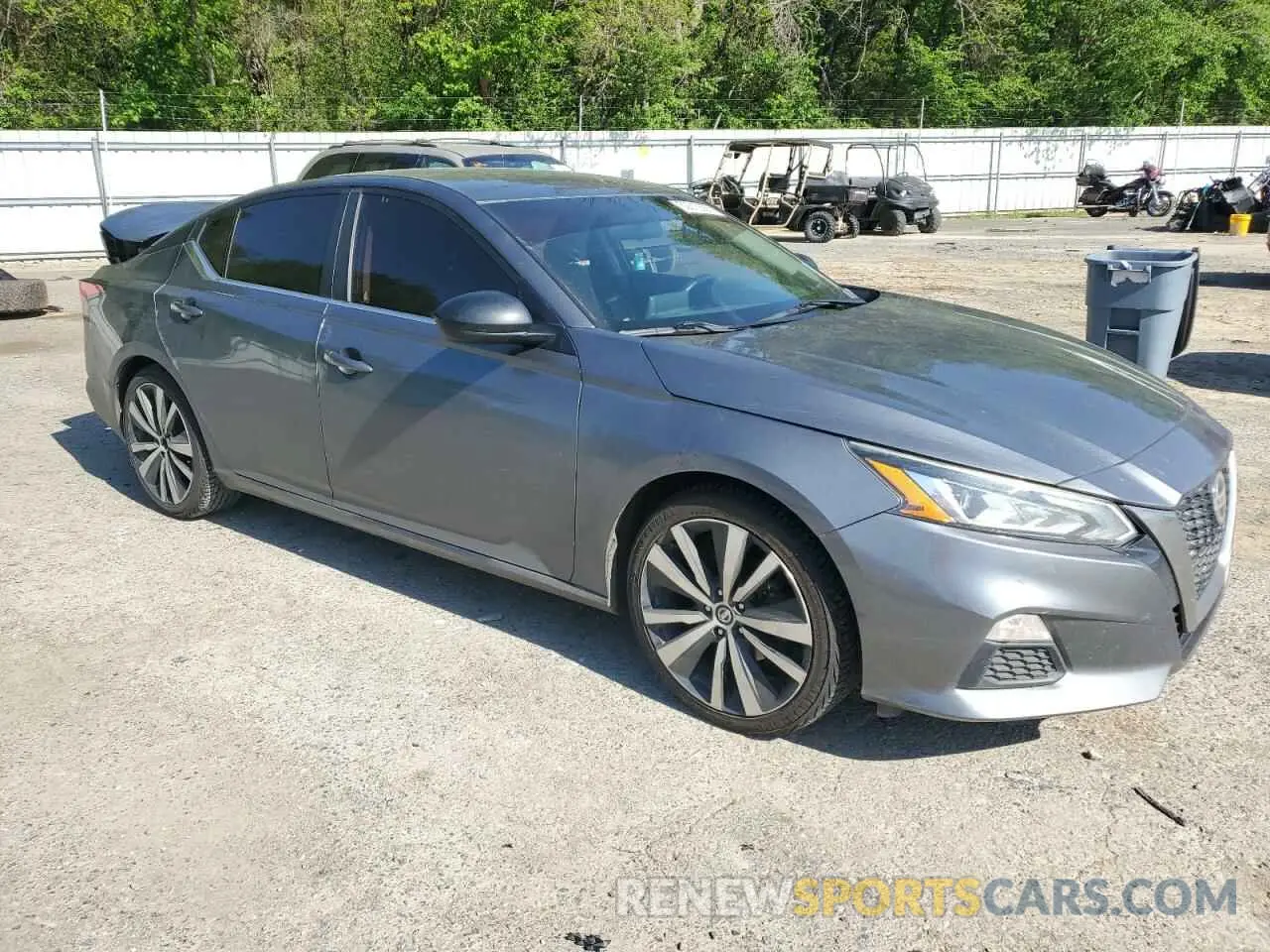 4 Photograph of a damaged car 1N4BL4CVXKC174678 NISSAN ALTIMA 2019