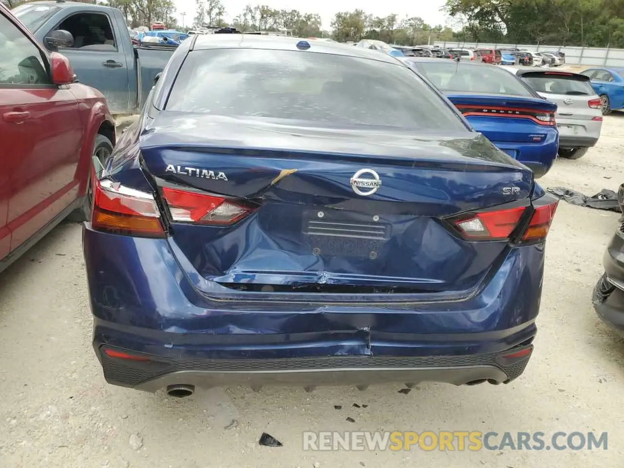 6 Photograph of a damaged car 1N4BL4CVXKC181923 NISSAN ALTIMA 2019