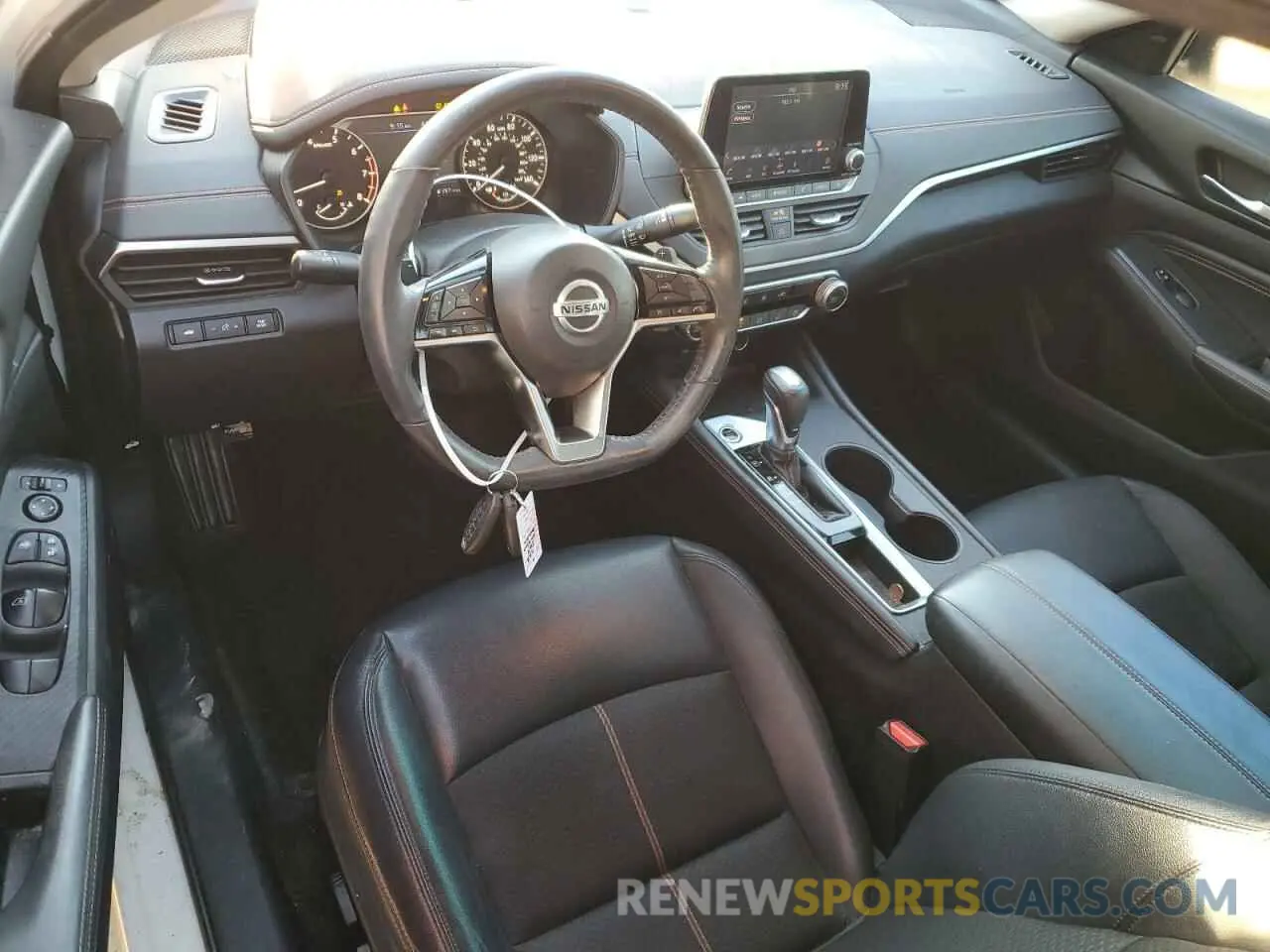 8 Photograph of a damaged car 1N4BL4CVXKC222857 NISSAN ALTIMA 2019