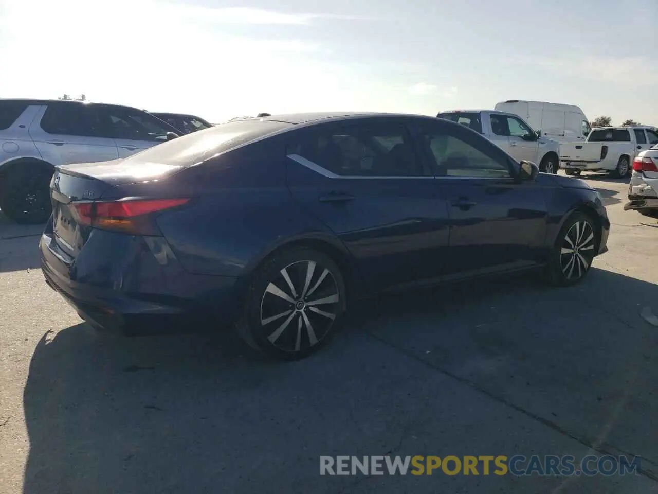 3 Photograph of a damaged car 1N4BL4CVXKC247287 NISSAN ALTIMA 2019