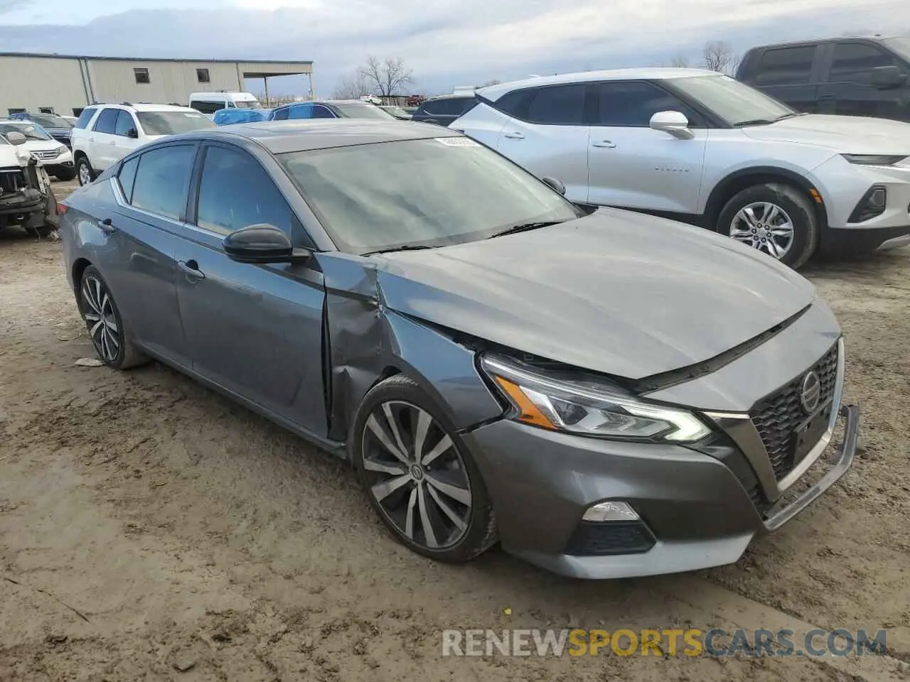 4 Photograph of a damaged car 1N4BL4CVXKC256619 NISSAN ALTIMA 2019