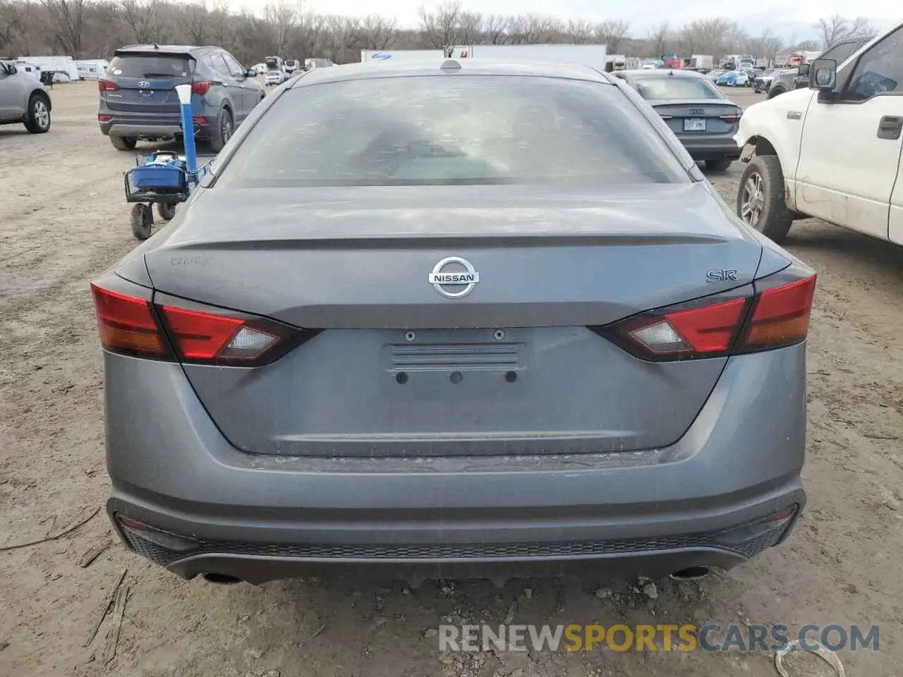 6 Photograph of a damaged car 1N4BL4CVXKC256619 NISSAN ALTIMA 2019