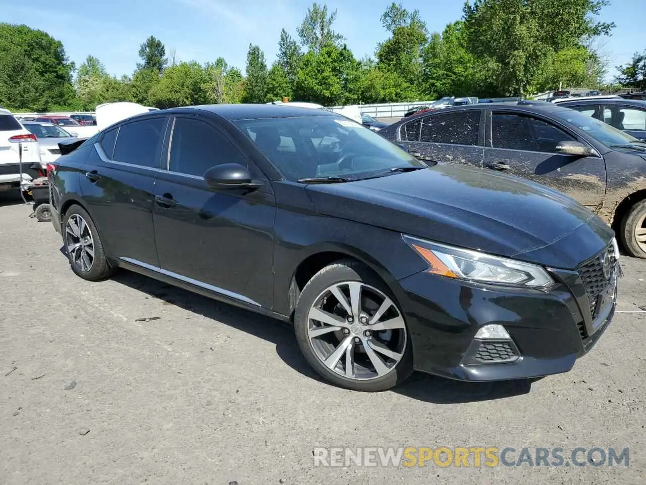 4 Photograph of a damaged car 1N4BL4CVXKC260055 NISSAN ALTIMA 2019