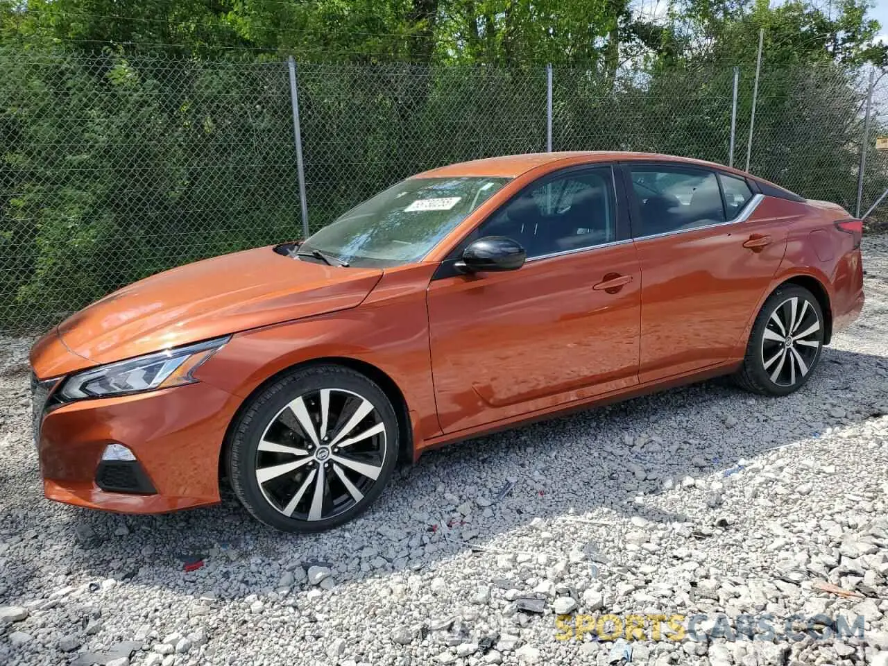 1 Photograph of a damaged car 1N4BL4CW0KC179901 NISSAN ALTIMA 2019