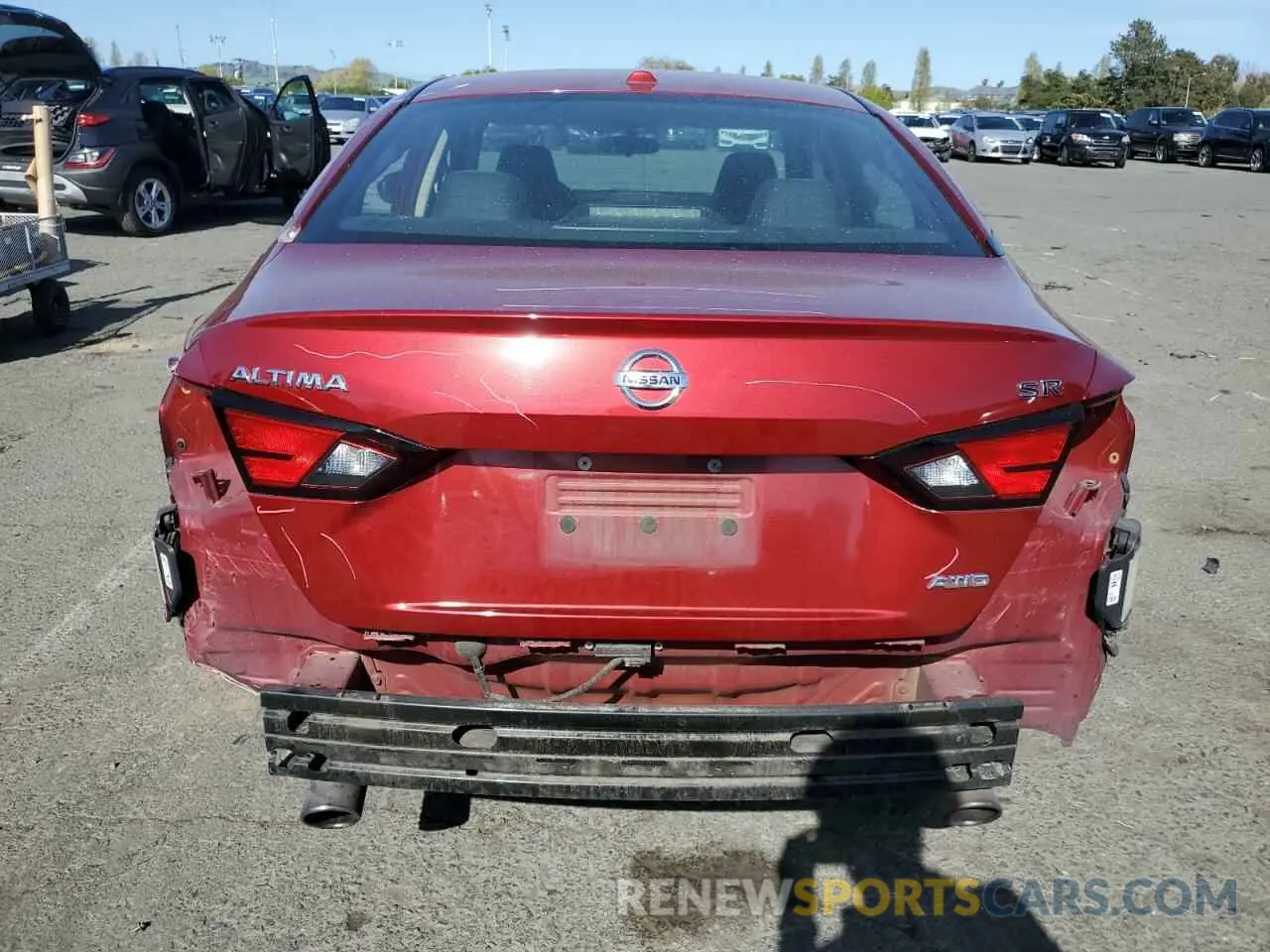 6 Photograph of a damaged car 1N4BL4CW0KN322978 NISSAN ALTIMA 2019