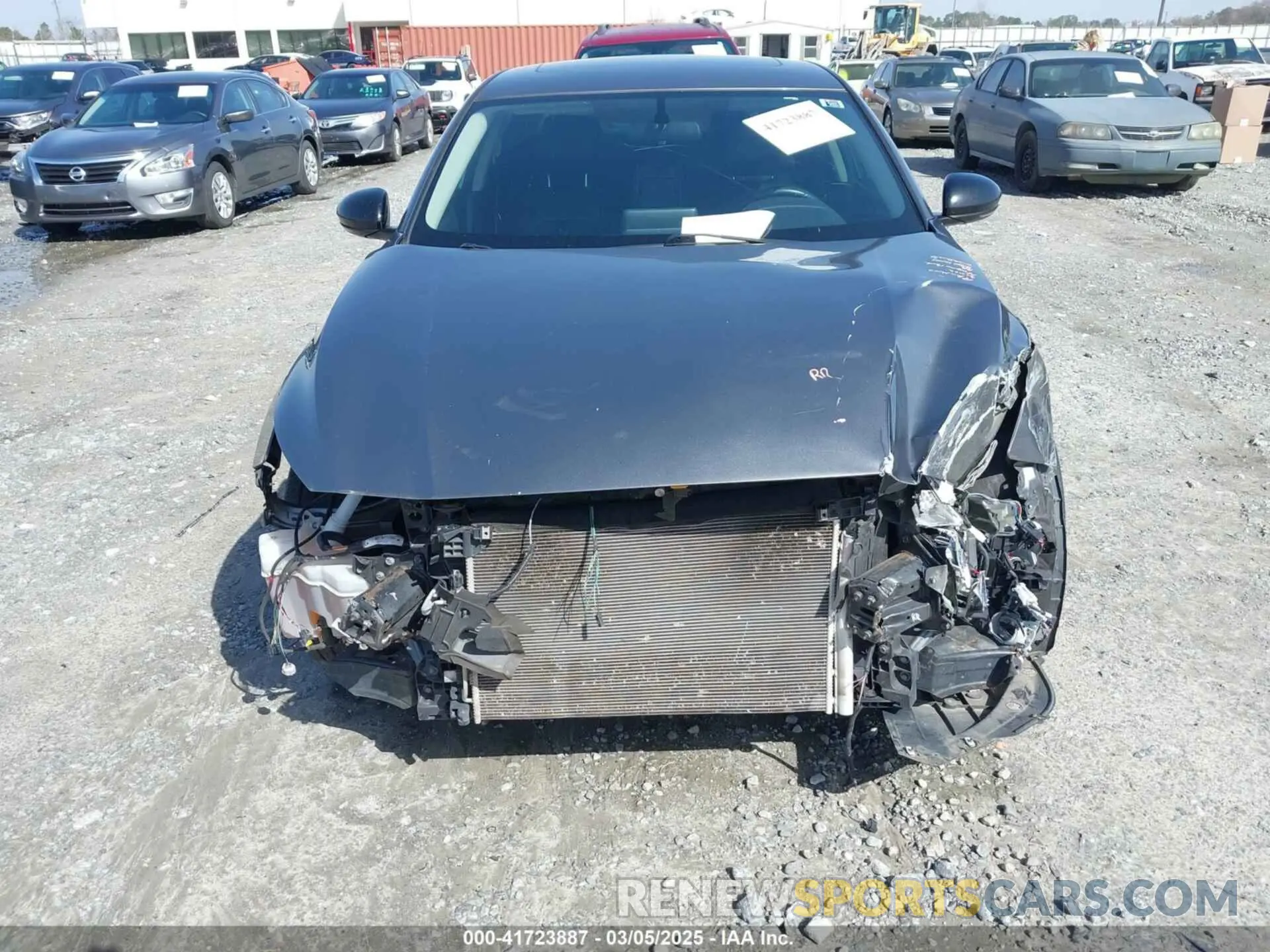 12 Photograph of a damaged car 1N4BL4CW1KN305882 NISSAN ALTIMA 2019