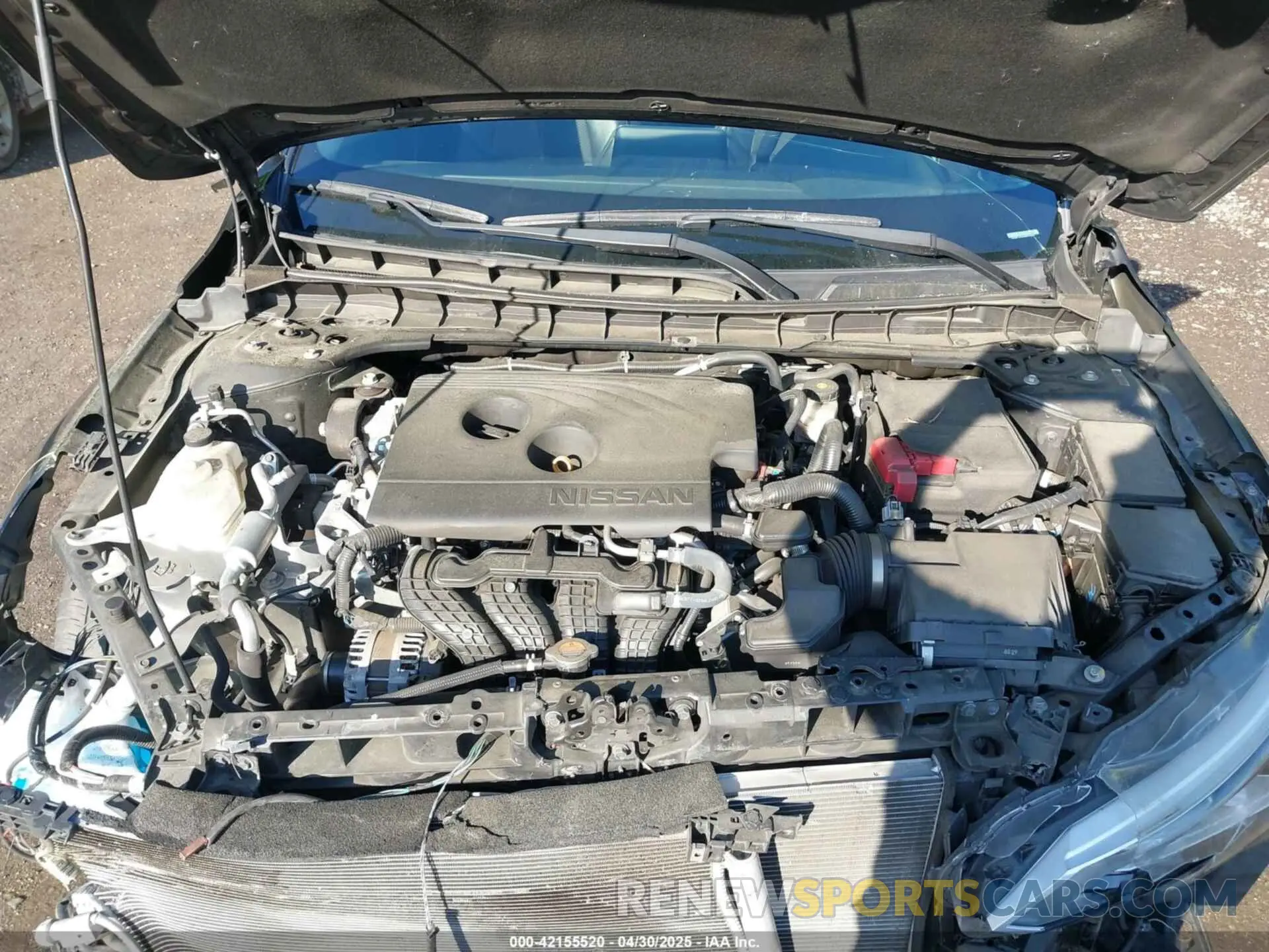 10 Photograph of a damaged car 1N4BL4CW1KN311083 NISSAN ALTIMA 2019