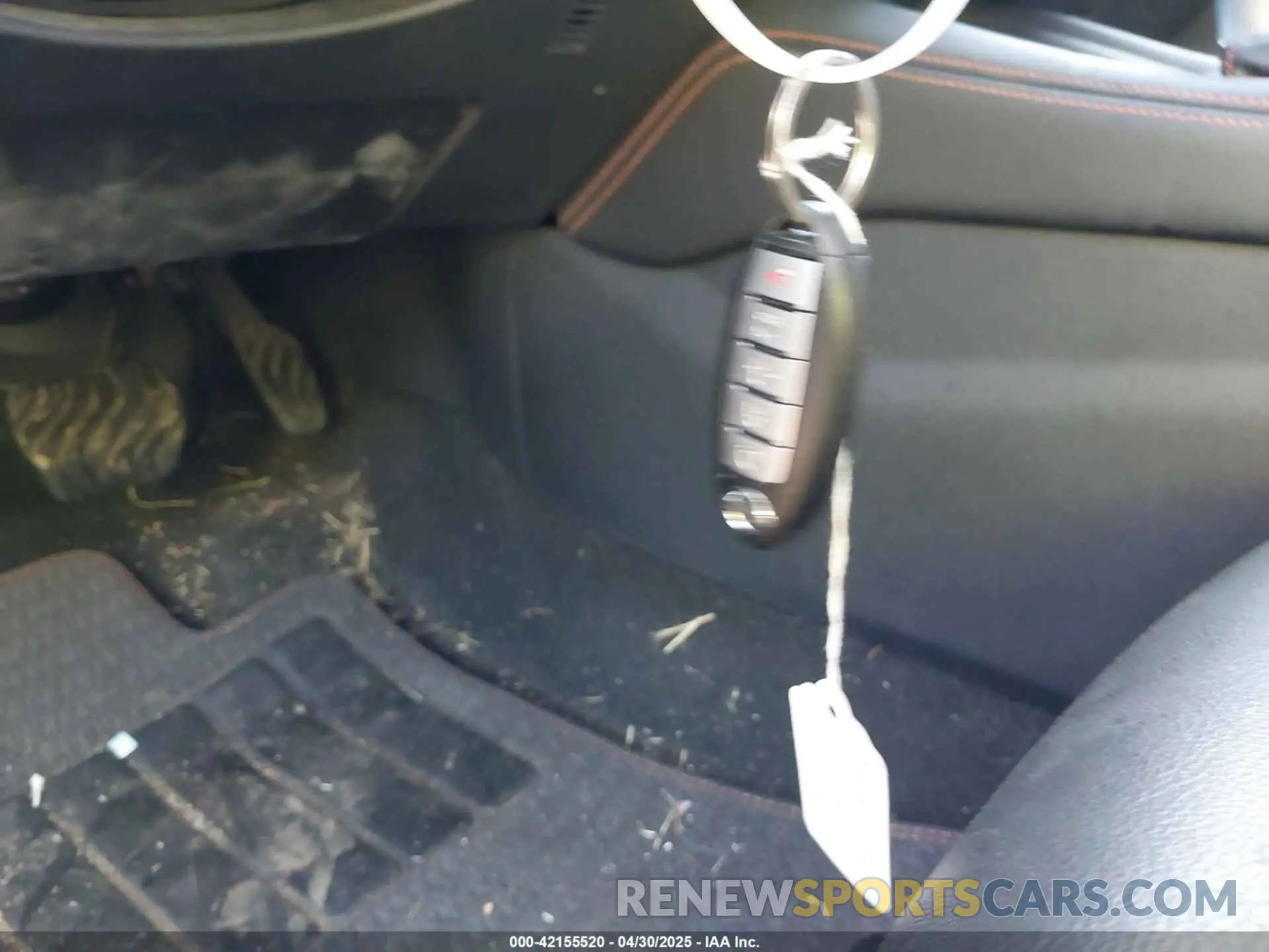 11 Photograph of a damaged car 1N4BL4CW1KN311083 NISSAN ALTIMA 2019