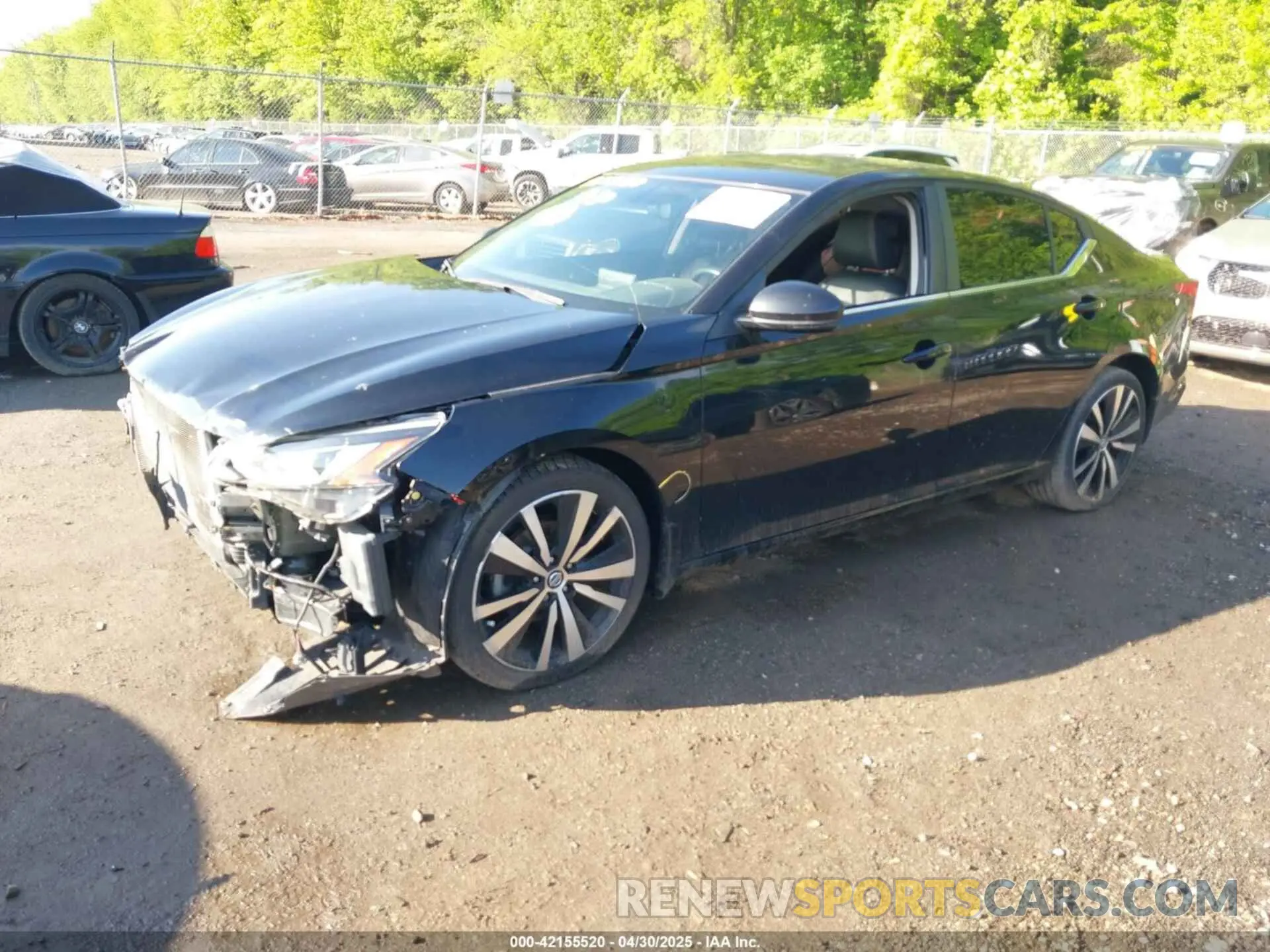 2 Photograph of a damaged car 1N4BL4CW1KN311083 NISSAN ALTIMA 2019