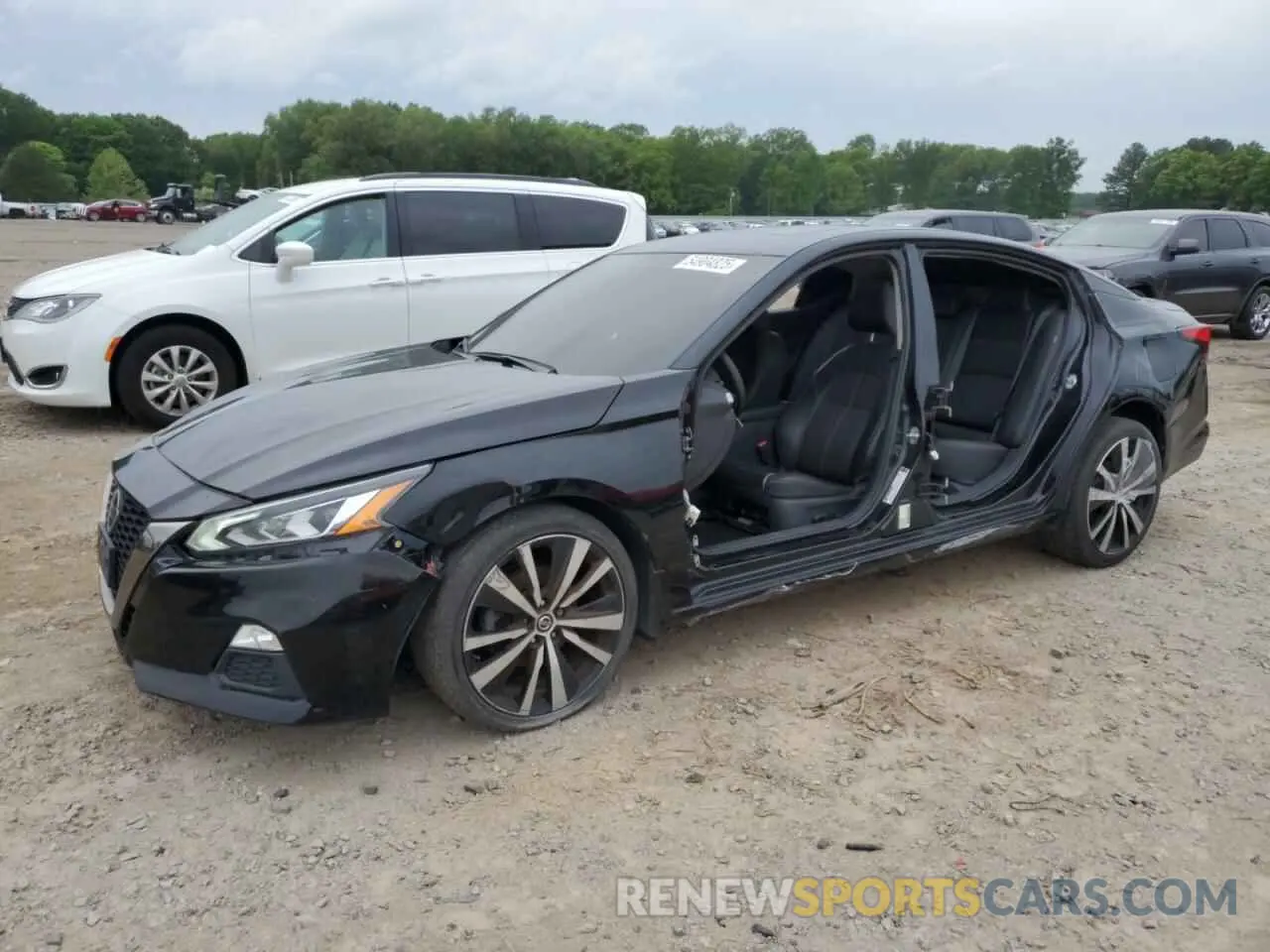 1 Photograph of a damaged car 1N4BL4CW2KC171394 NISSAN ALTIMA 2019
