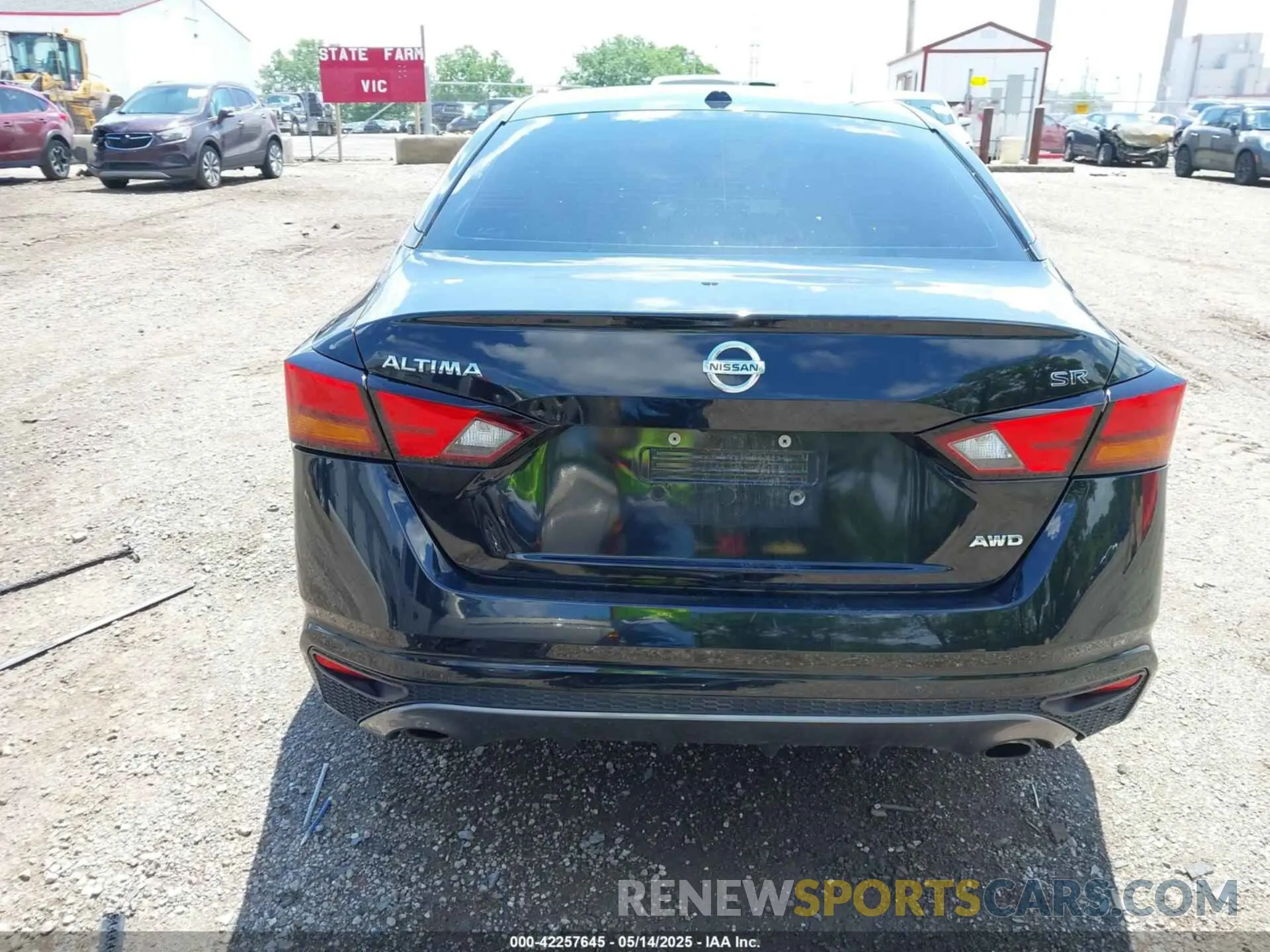 17 Photograph of a damaged car 1N4BL4CW2KN321993 NISSAN ALTIMA 2019