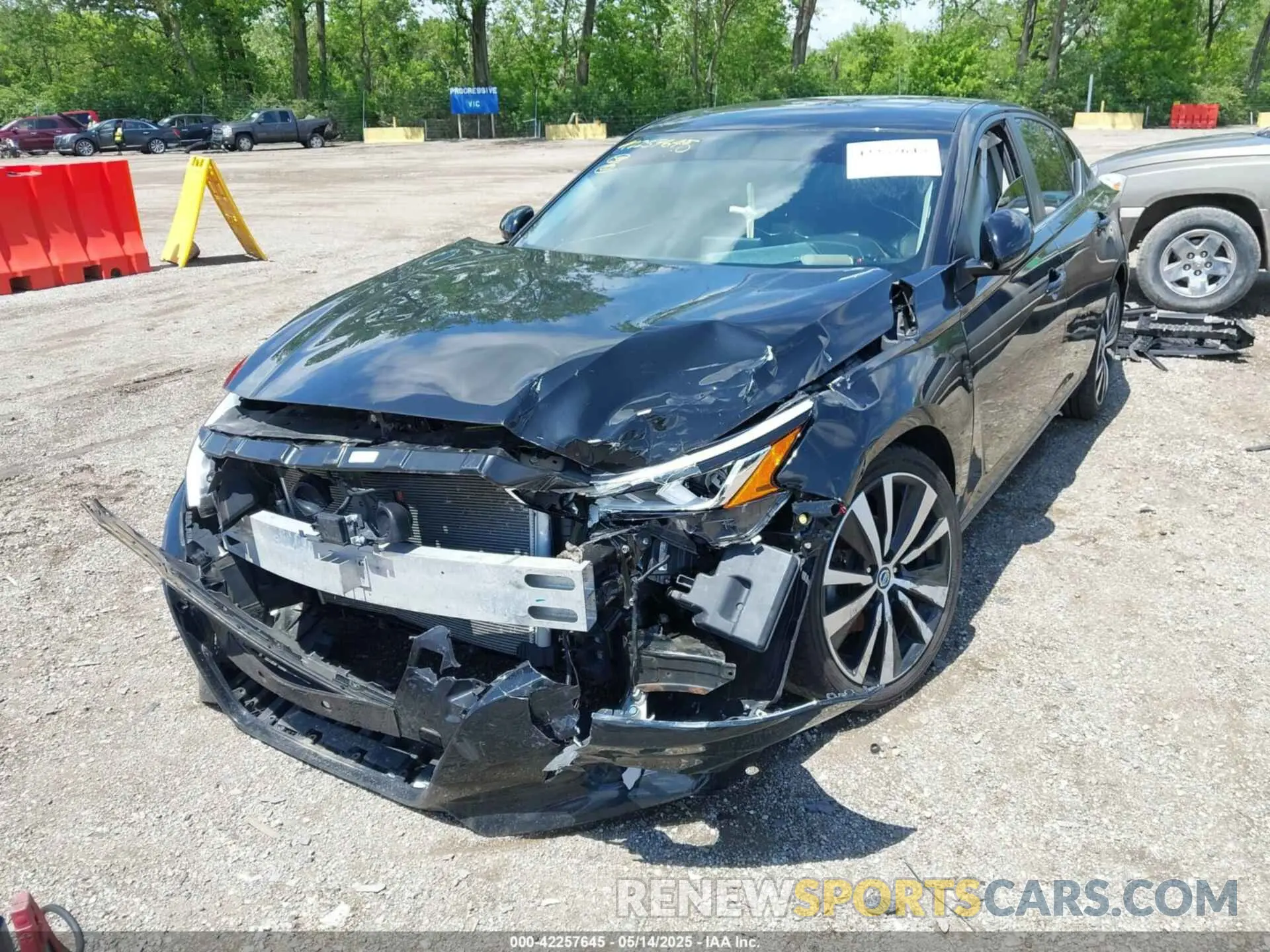 6 Photograph of a damaged car 1N4BL4CW2KN321993 NISSAN ALTIMA 2019