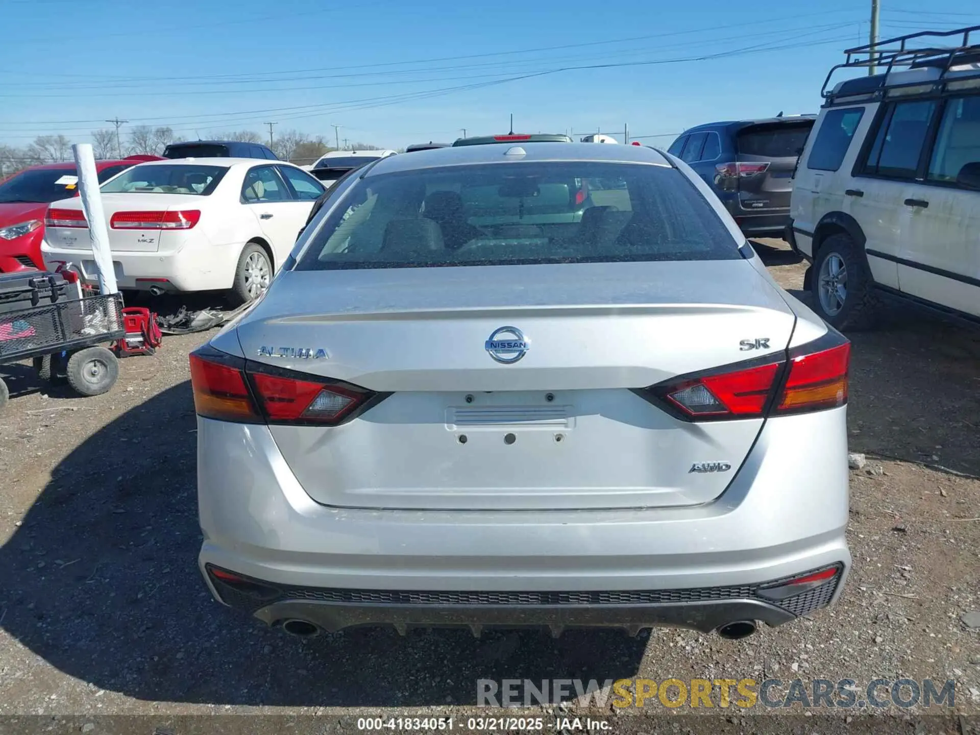 16 Photograph of a damaged car 1N4BL4CW3KC149341 NISSAN ALTIMA 2019