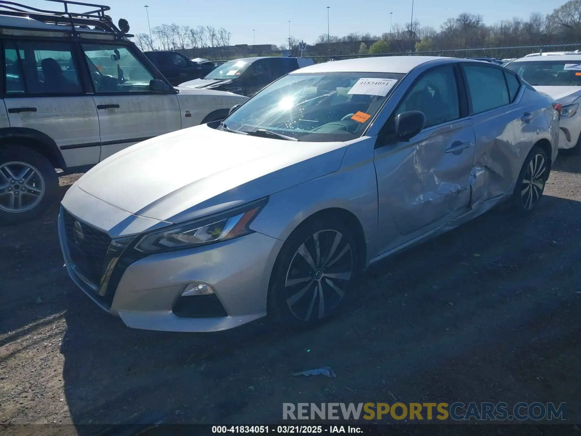2 Photograph of a damaged car 1N4BL4CW3KC149341 NISSAN ALTIMA 2019