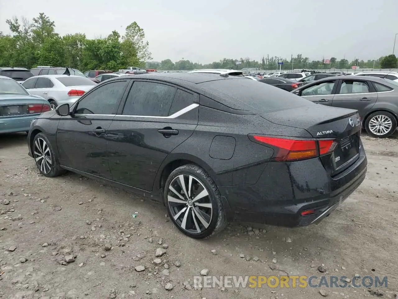 2 Photograph of a damaged car 1N4BL4CW3KN322005 NISSAN ALTIMA 2019