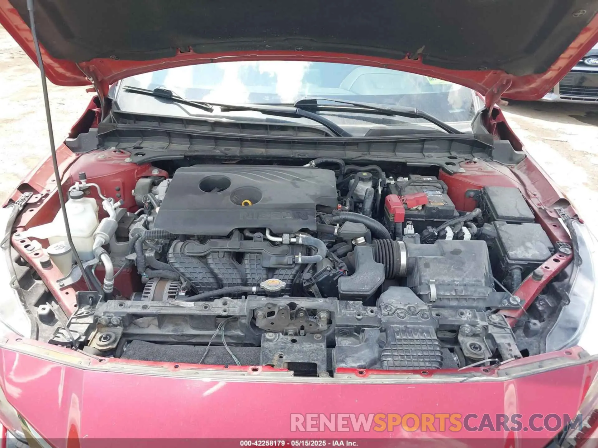 10 Photograph of a damaged car 1N4BL4CW4KC151633 NISSAN ALTIMA 2019